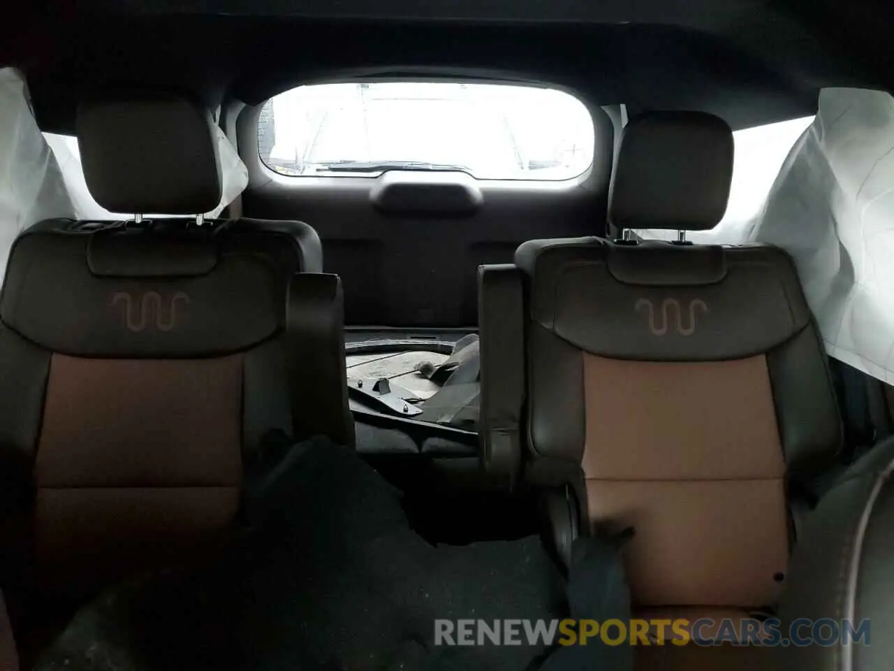 10 fotografías del automóvil dañado 1FM5K7LC9PGB90571 FORD EXPLORER 2023