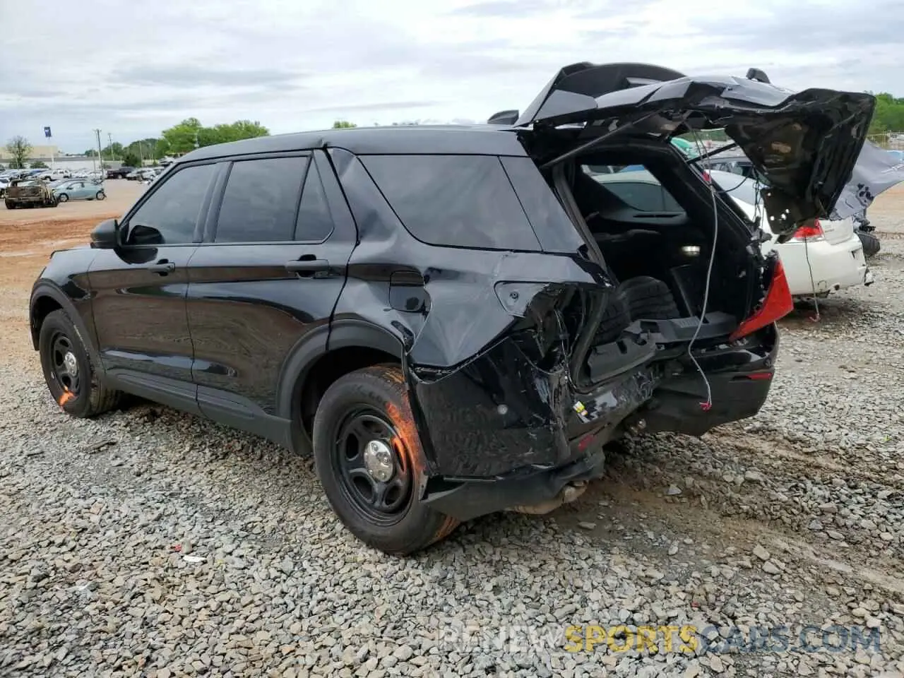 2 fotografías del automóvil dañado 1FM5K8AB2PGC00857 FORD EXPLORER 2023