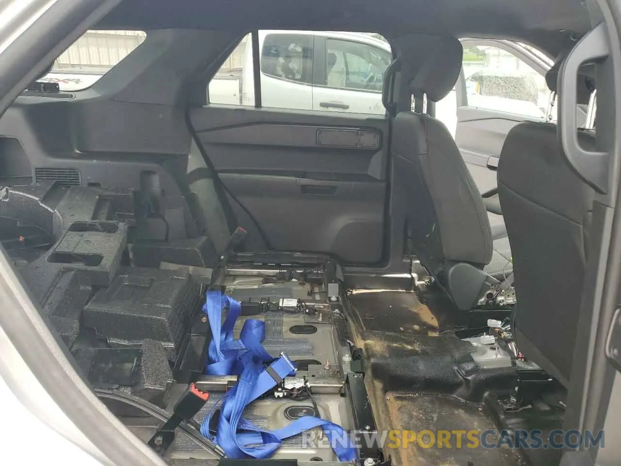 11 fotografías del automóvil dañado 1FM5K8AB9PGA36524 FORD EXPLORER 2023
