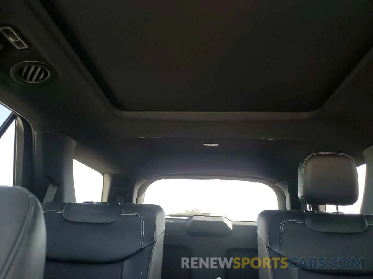 10 fotografías del automóvil dañado 1FM5K8GC1PGB15380 FORD EXPLORER 2023
