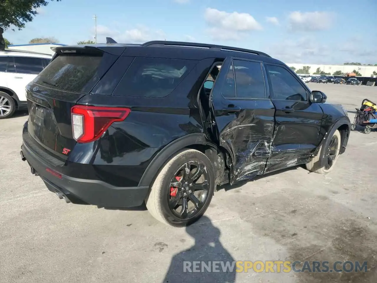 3 fotografías del automóvil dañado 1FM5K8GC2PGA70496 FORD EXPLORER 2023
