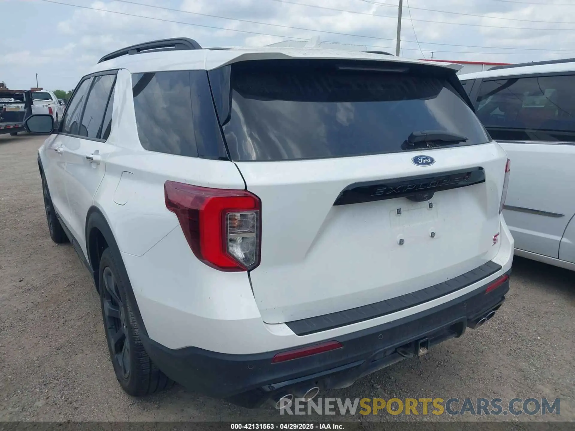3 fotografías del automóvil dañado 1FM5K8GC3PGC24813 FORD EXPLORER 2023