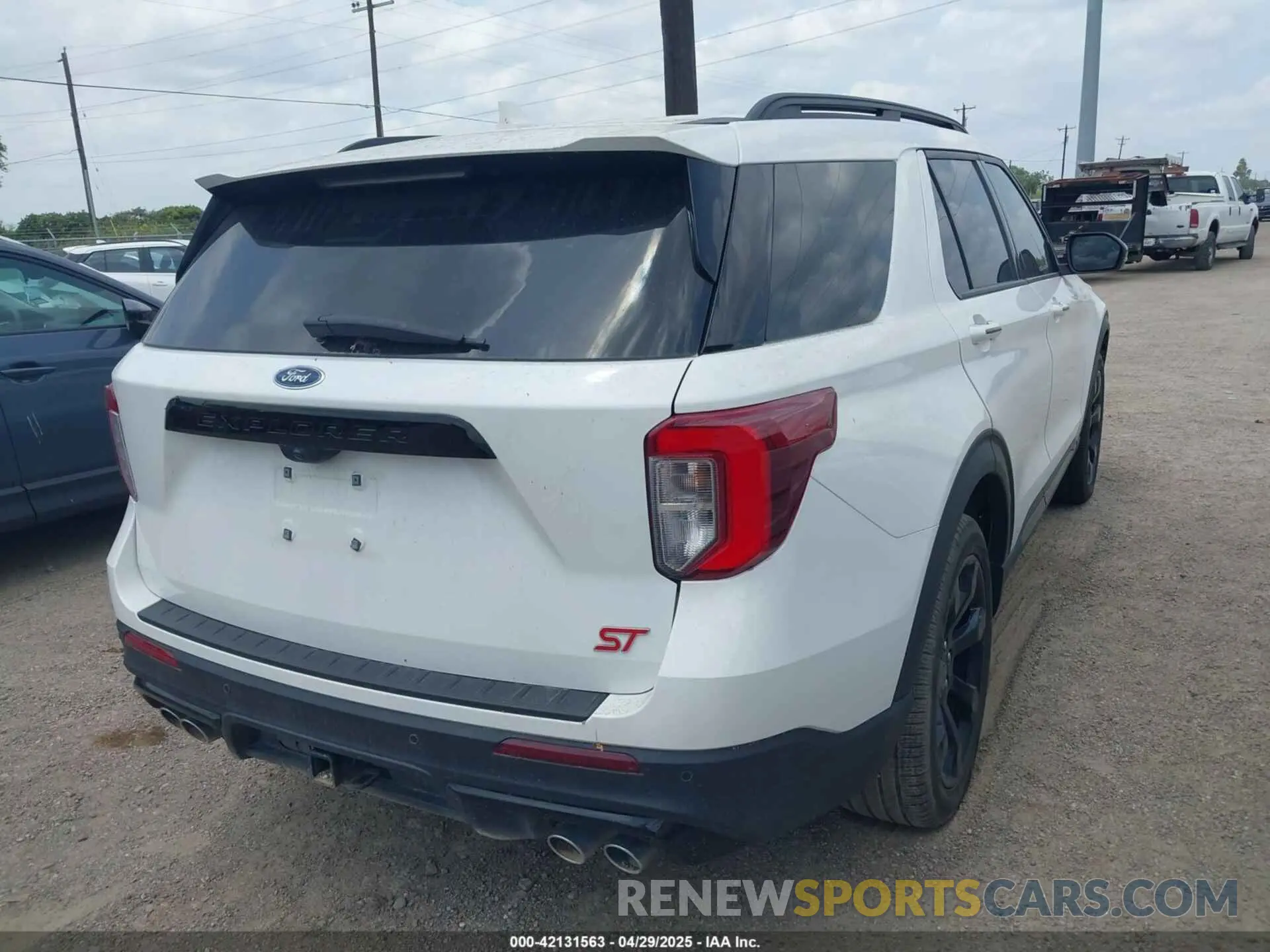 4 fotografías del automóvil dañado 1FM5K8GC3PGC24813 FORD EXPLORER 2023