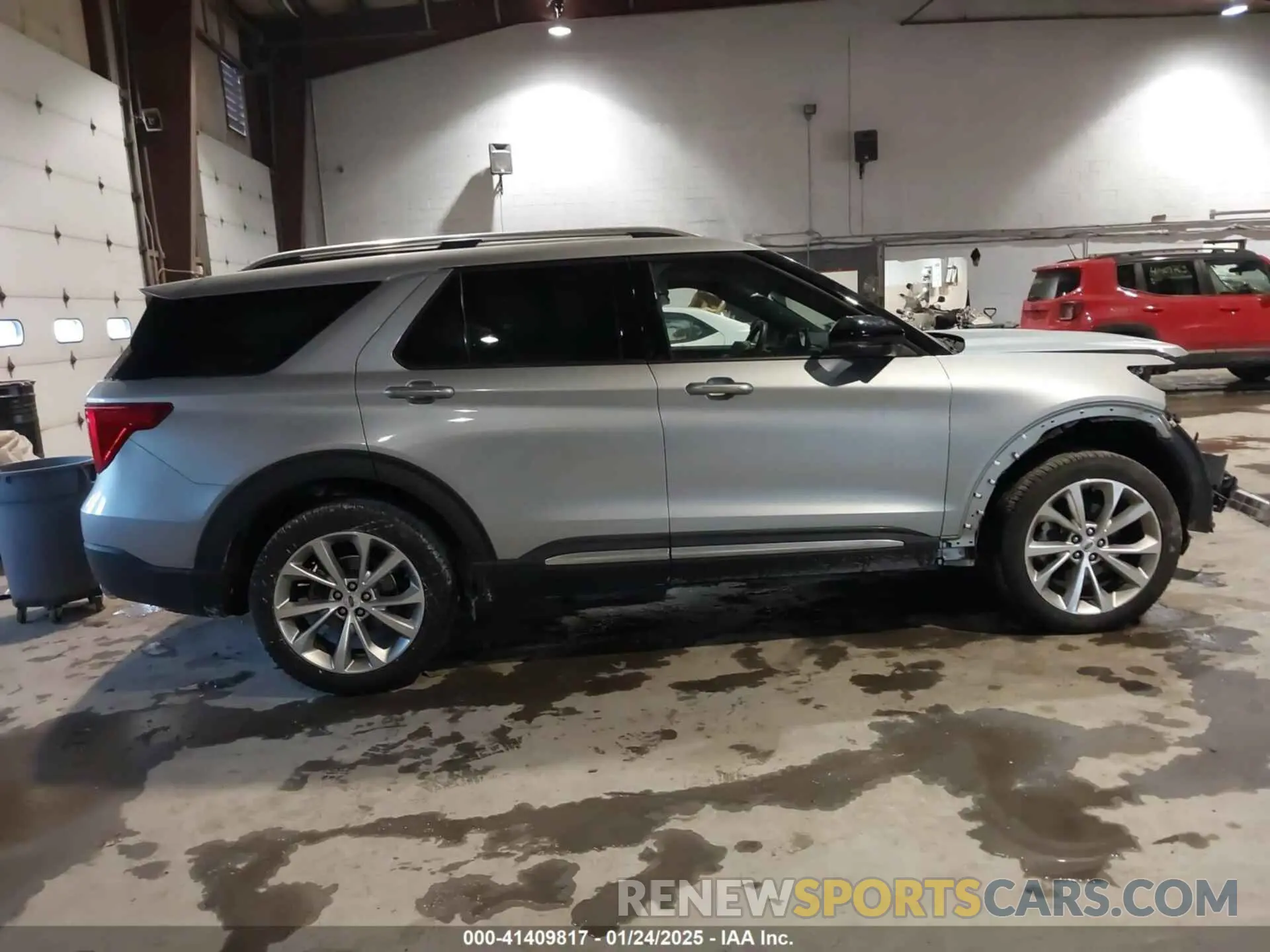 13 fotografías del automóvil dañado 1FM5K8HC9PGB25573 FORD EXPLORER 2023
