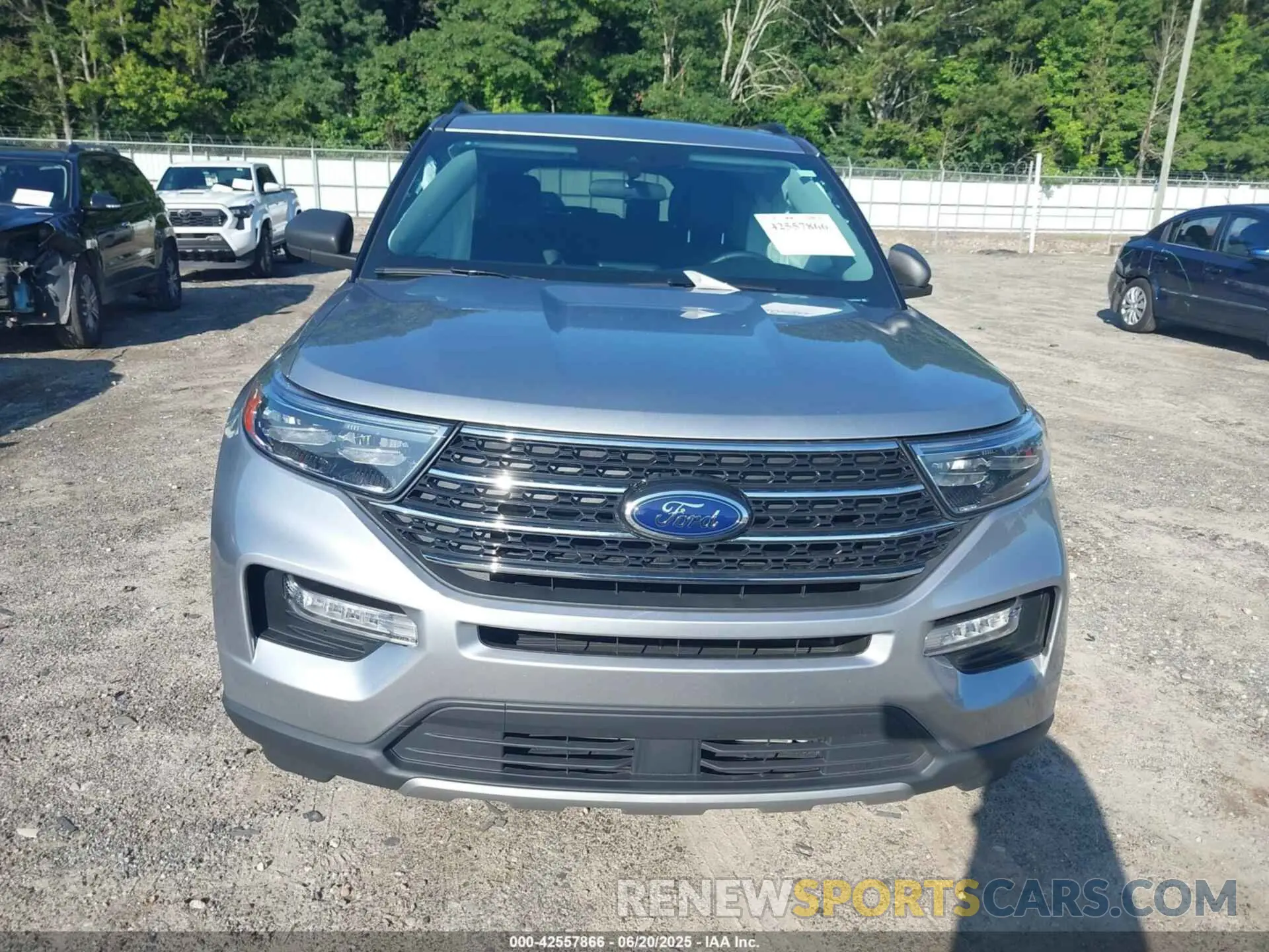 12 fotografías del automóvil dañado 1FMSK7DH1PGC36049 FORD EXPLORER 2023