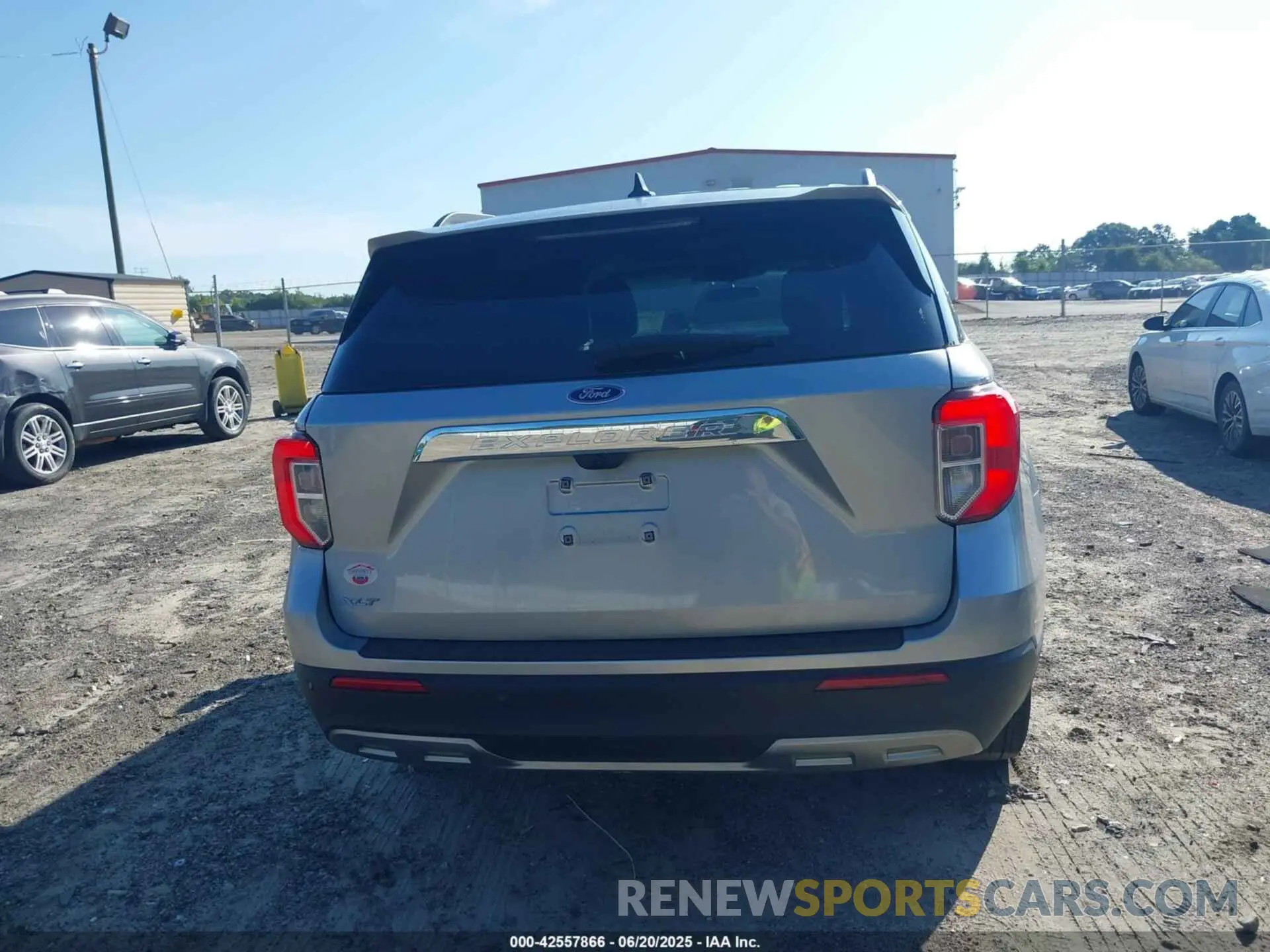 16 fotografías del automóvil dañado 1FMSK7DH1PGC36049 FORD EXPLORER 2023