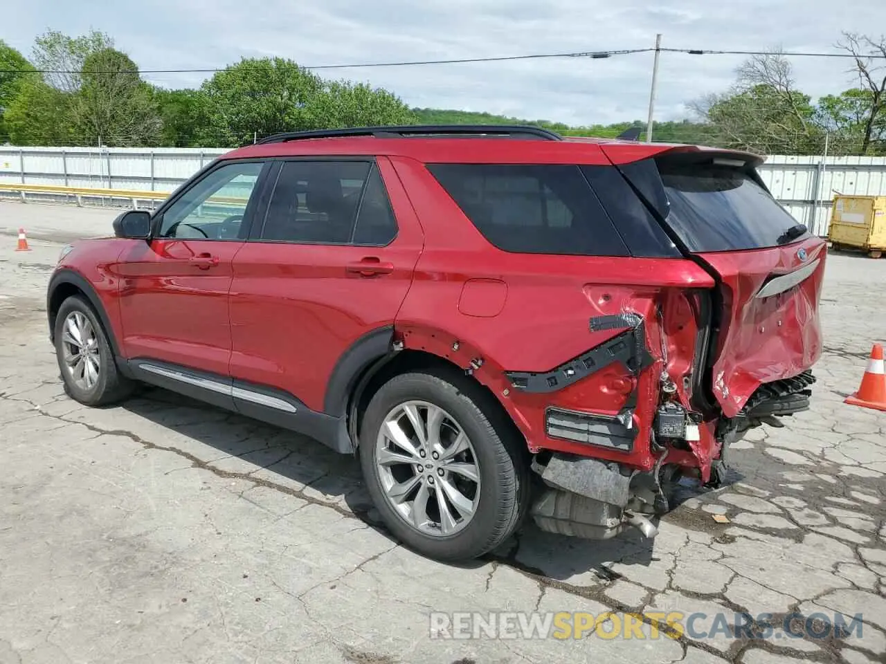 2 fotografías del automóvil dañado 1FMSK7DH3PGB32064 FORD EXPLORER 2023