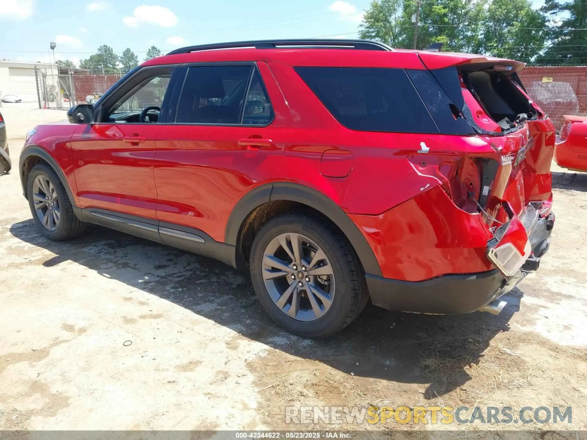 3 fotografías del automóvil dañado 1FMSK7DH4PGB34468 FORD EXPLORER 2023