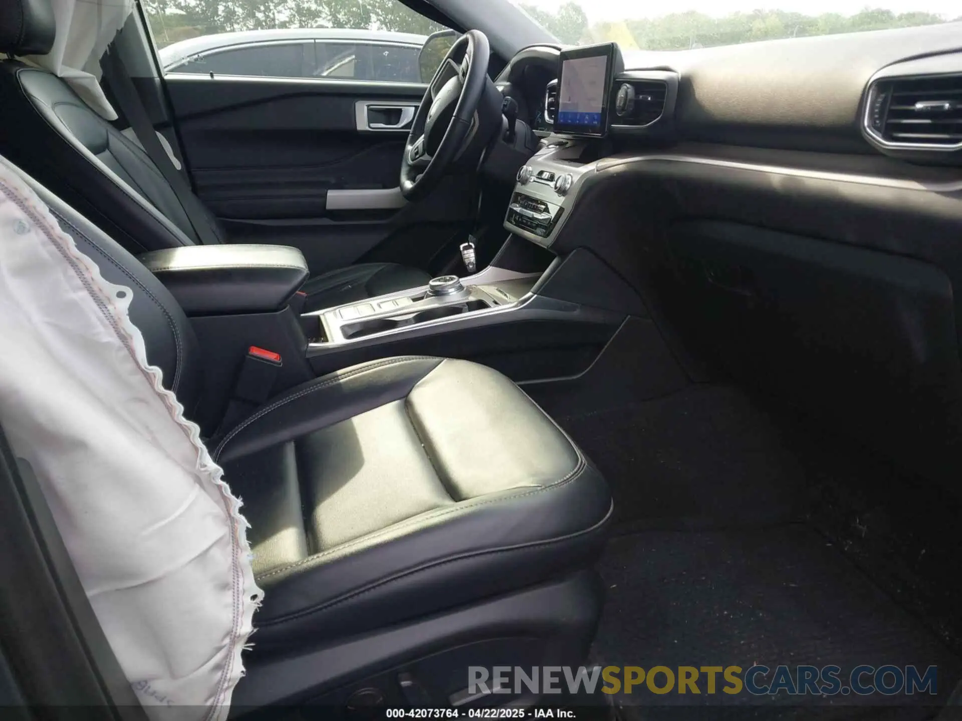 5 fotografías del automóvil dañado 1FMSK7DH5PGB87020 FORD EXPLORER 2023