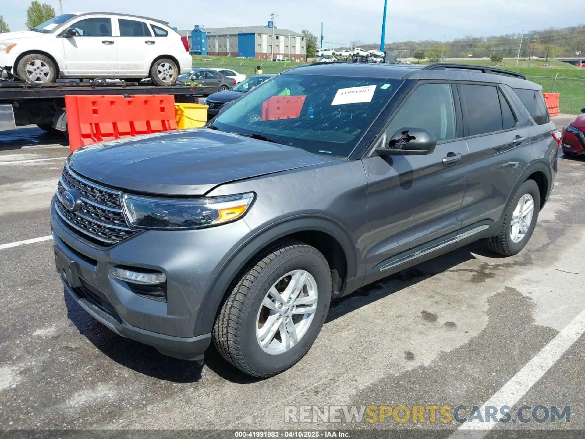 2 fotografías del automóvil dañado 1FMSK7DH6PGB75376 FORD EXPLORER 2023