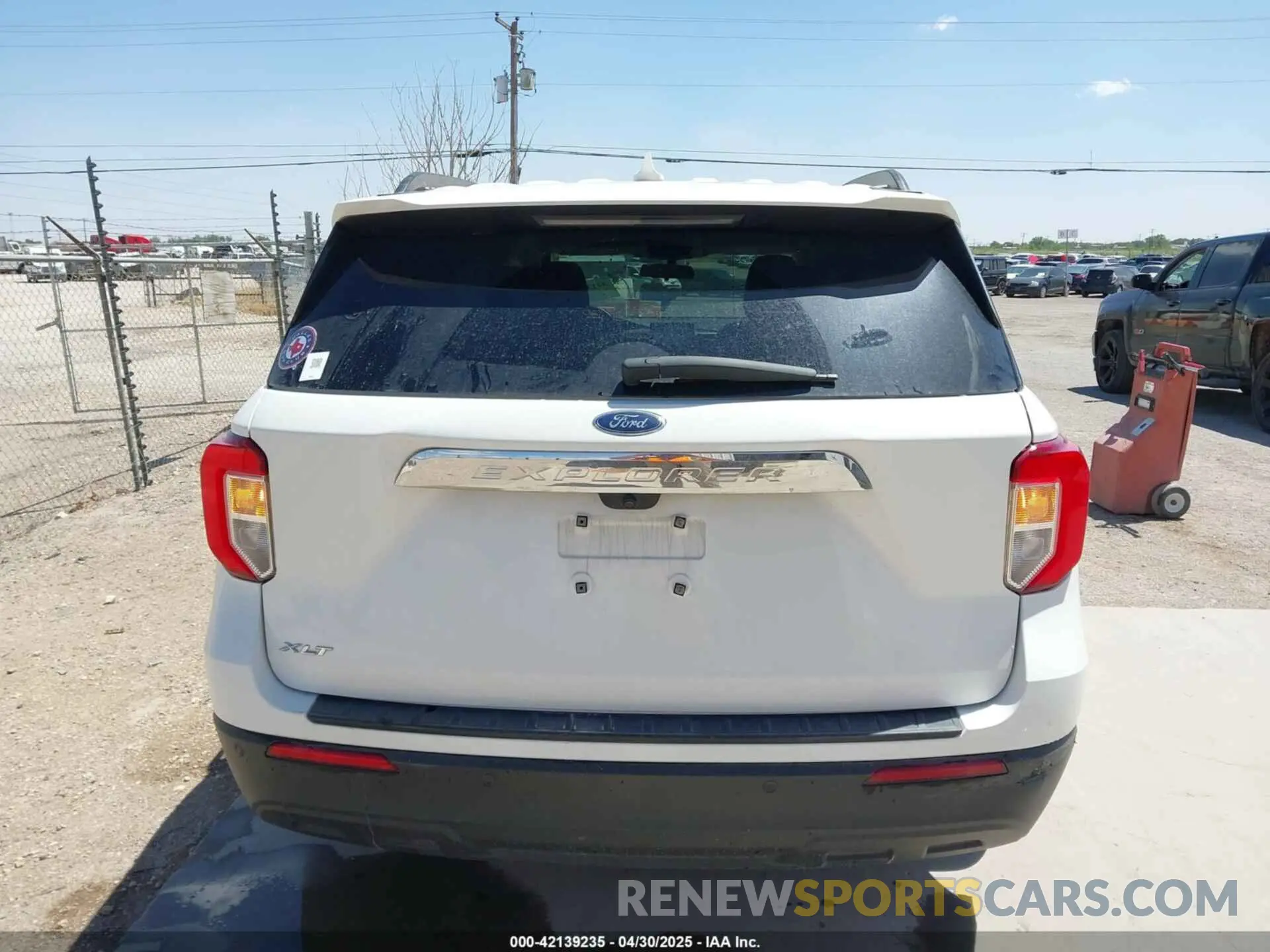 16 fotografías del automóvil dañado 1FMSK7DH7PGA17757 FORD EXPLORER 2023