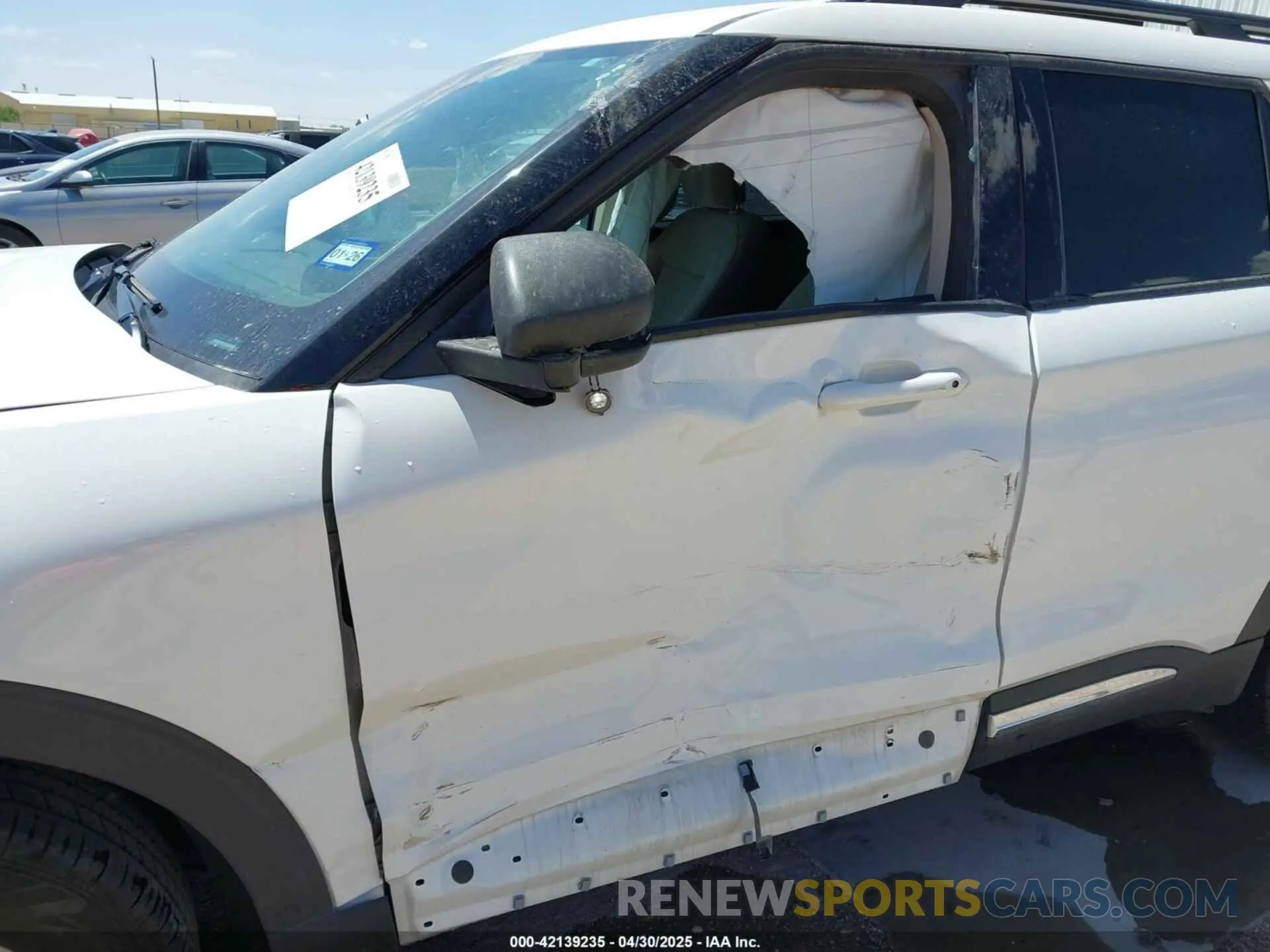 6 fotografías del automóvil dañado 1FMSK7DH7PGA17757 FORD EXPLORER 2023