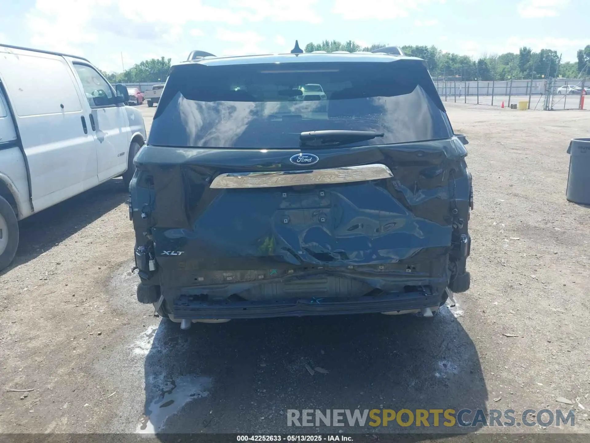 17 fotografías del automóvil dañado 1FMSK7DH7PGC37612 FORD EXPLORER 2023