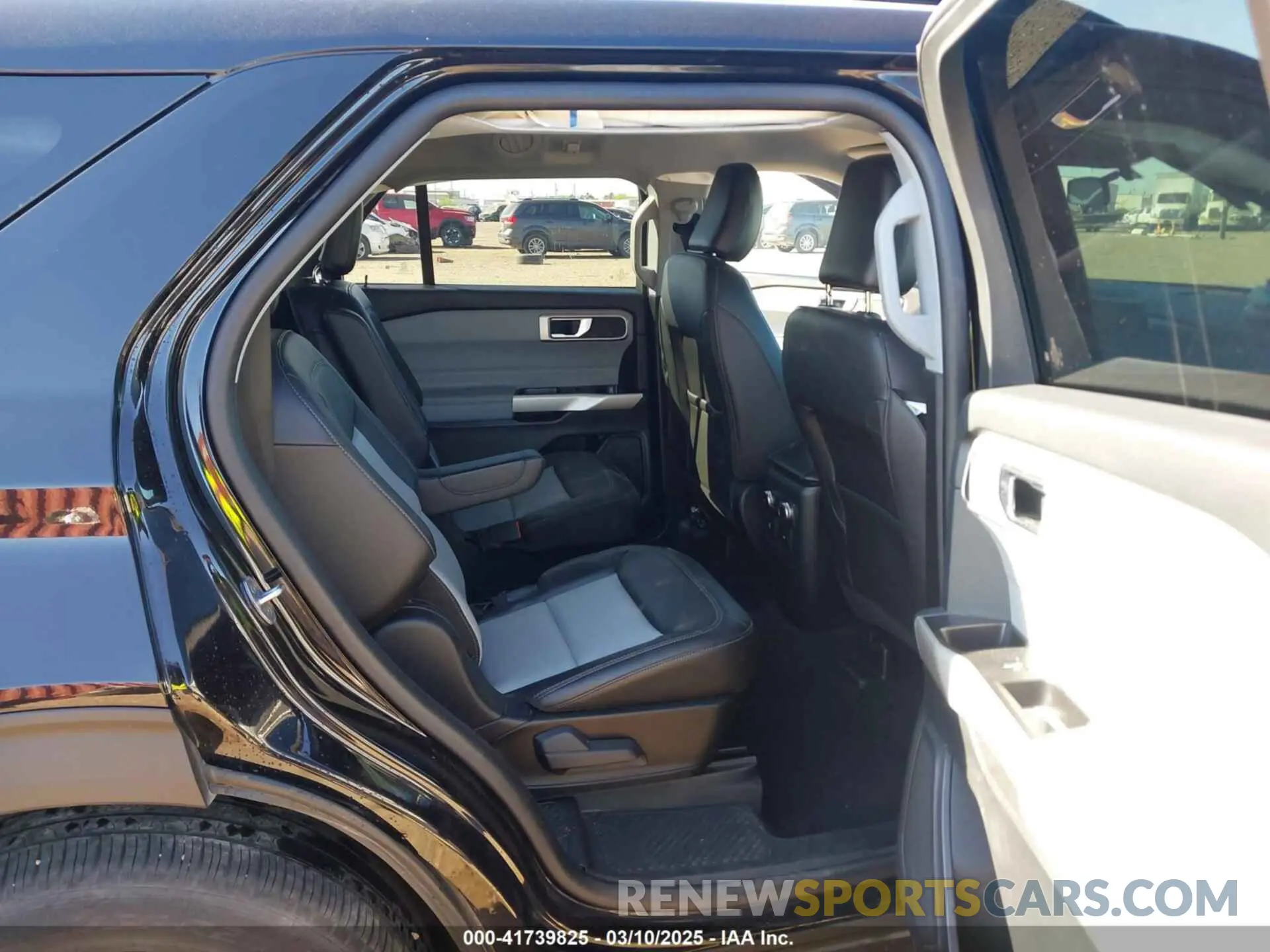 8 fotografías del automóvil dañado 1FMSK7DH9PGA48234 FORD EXPLORER 2023