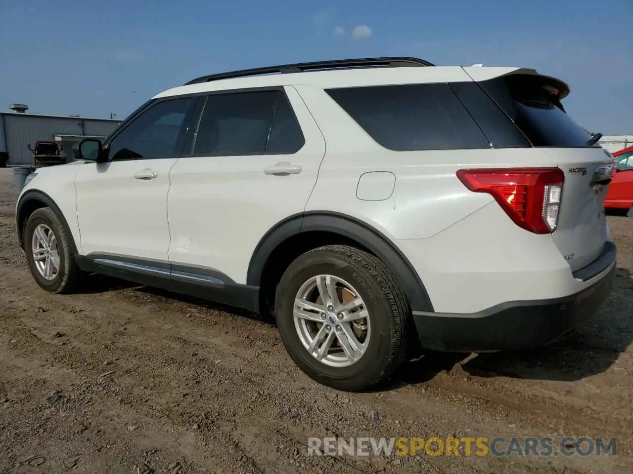 2 fotografías del automóvil dañado 1FMSK7DHXPGB66129 FORD EXPLORER 2023