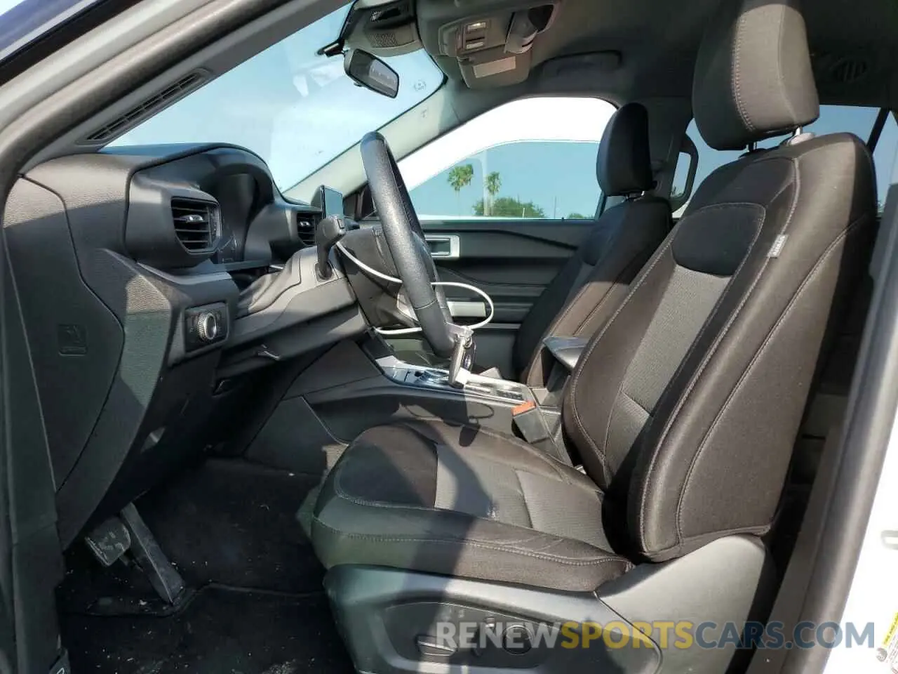 7 fotografías del automóvil dañado 1FMSK7DHXPGB66129 FORD EXPLORER 2023