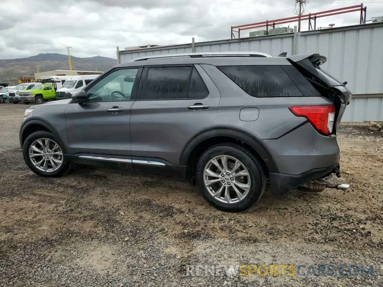 2 fotografías del automóvil dañado 1FMSK7FH1PGA86425 FORD EXPLORER 2023