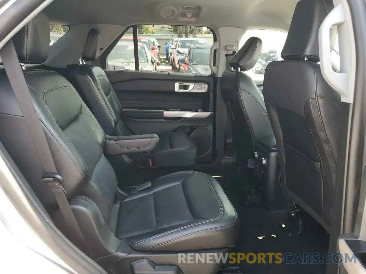 11 fotografías del automóvil dañado 1FMSK7FH2PGB19304 FORD EXPLORER 2023