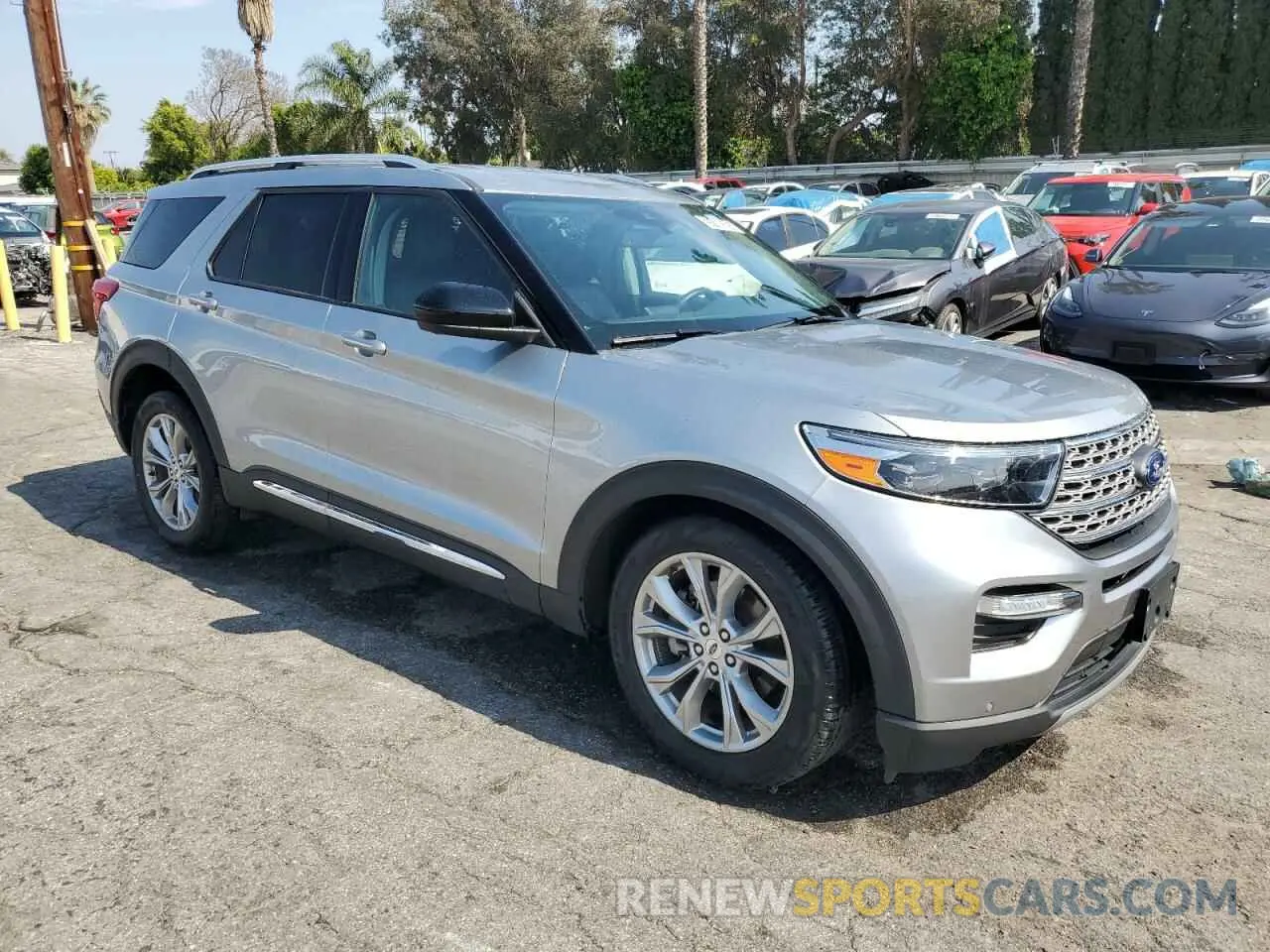 4 fotografías del automóvil dañado 1FMSK7FH2PGB19304 FORD EXPLORER 2023