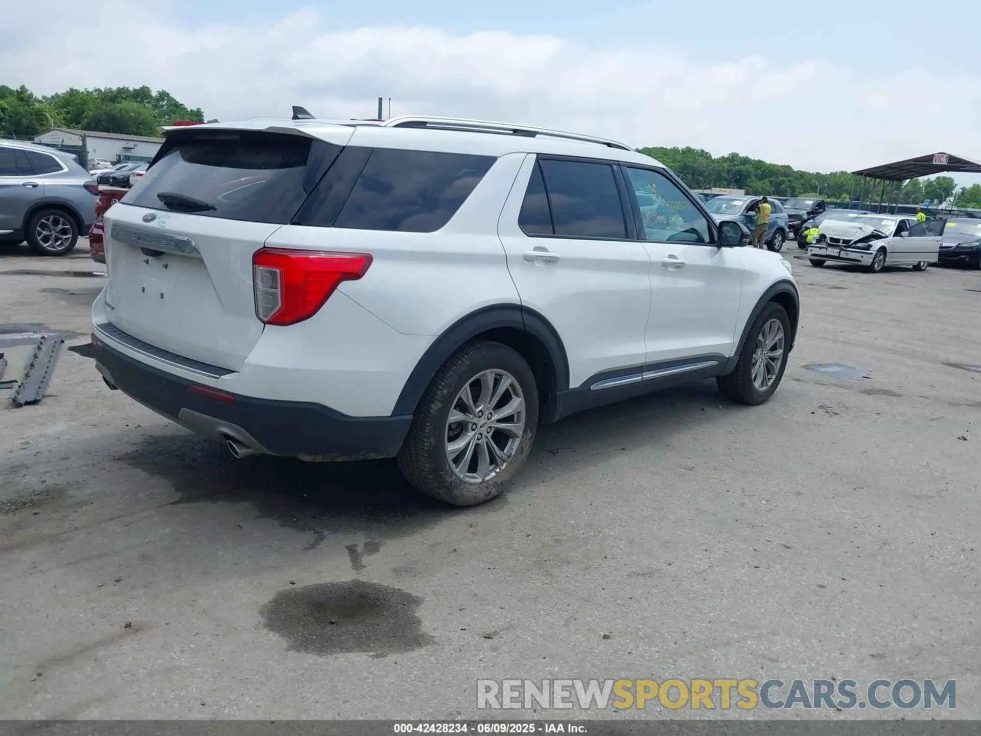 4 fotografías del automóvil dañado 1FMSK7FH3PGA23620 FORD EXPLORER 2023