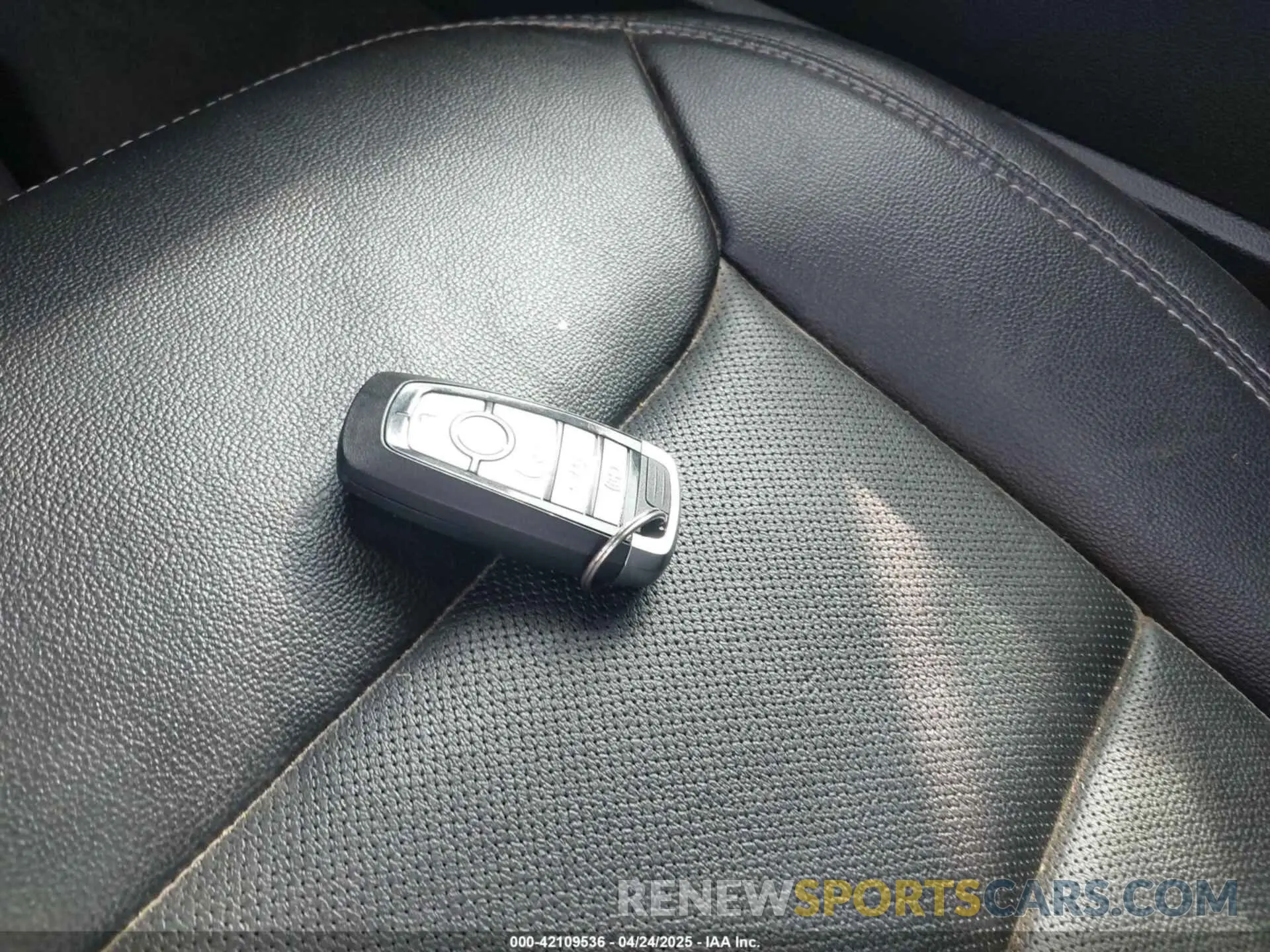 11 fotografías del automóvil dañado 1FMSK7FH4PGA15624 FORD EXPLORER 2023