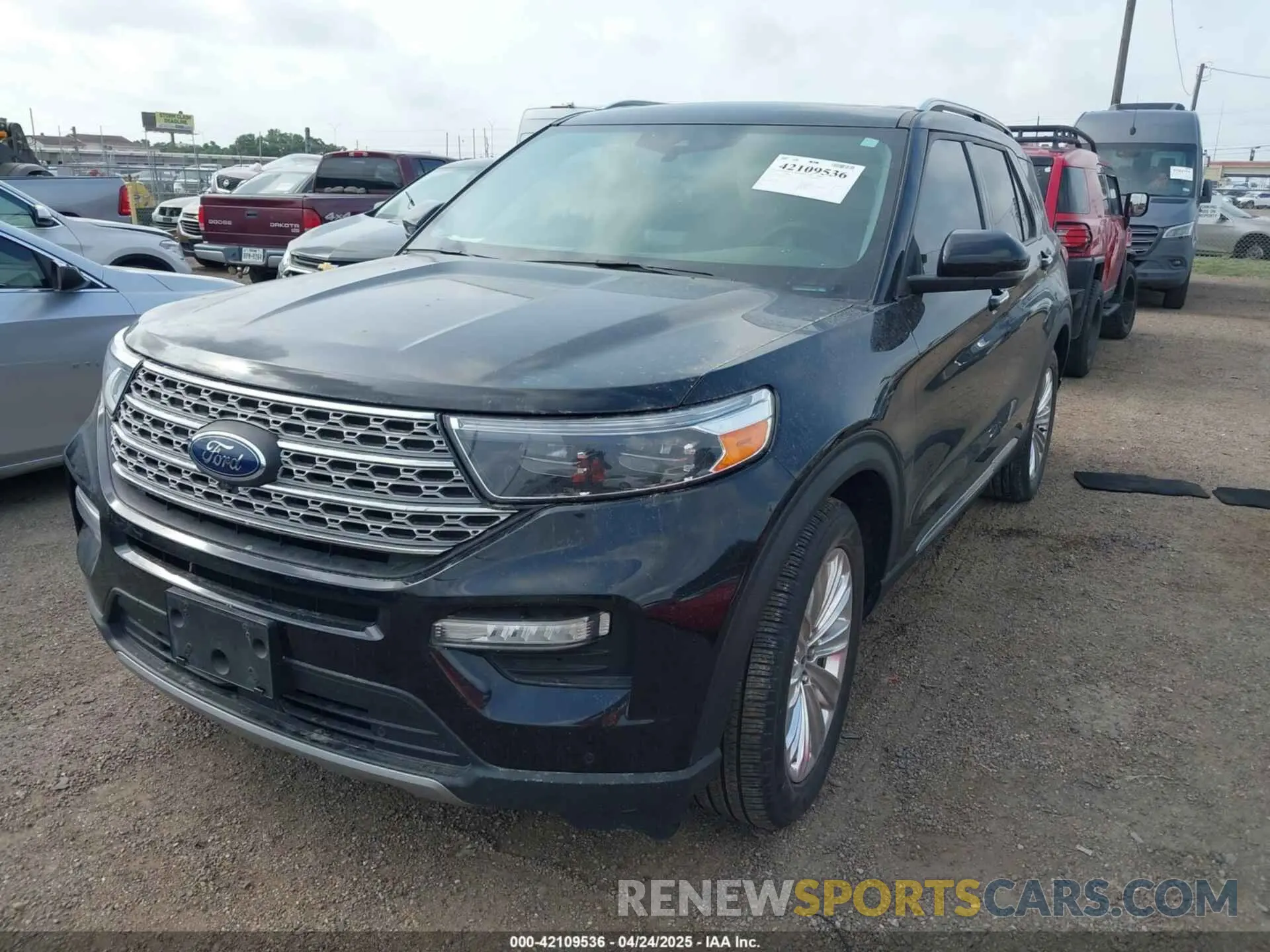 2 fotografías del automóvil dañado 1FMSK7FH4PGA15624 FORD EXPLORER 2023