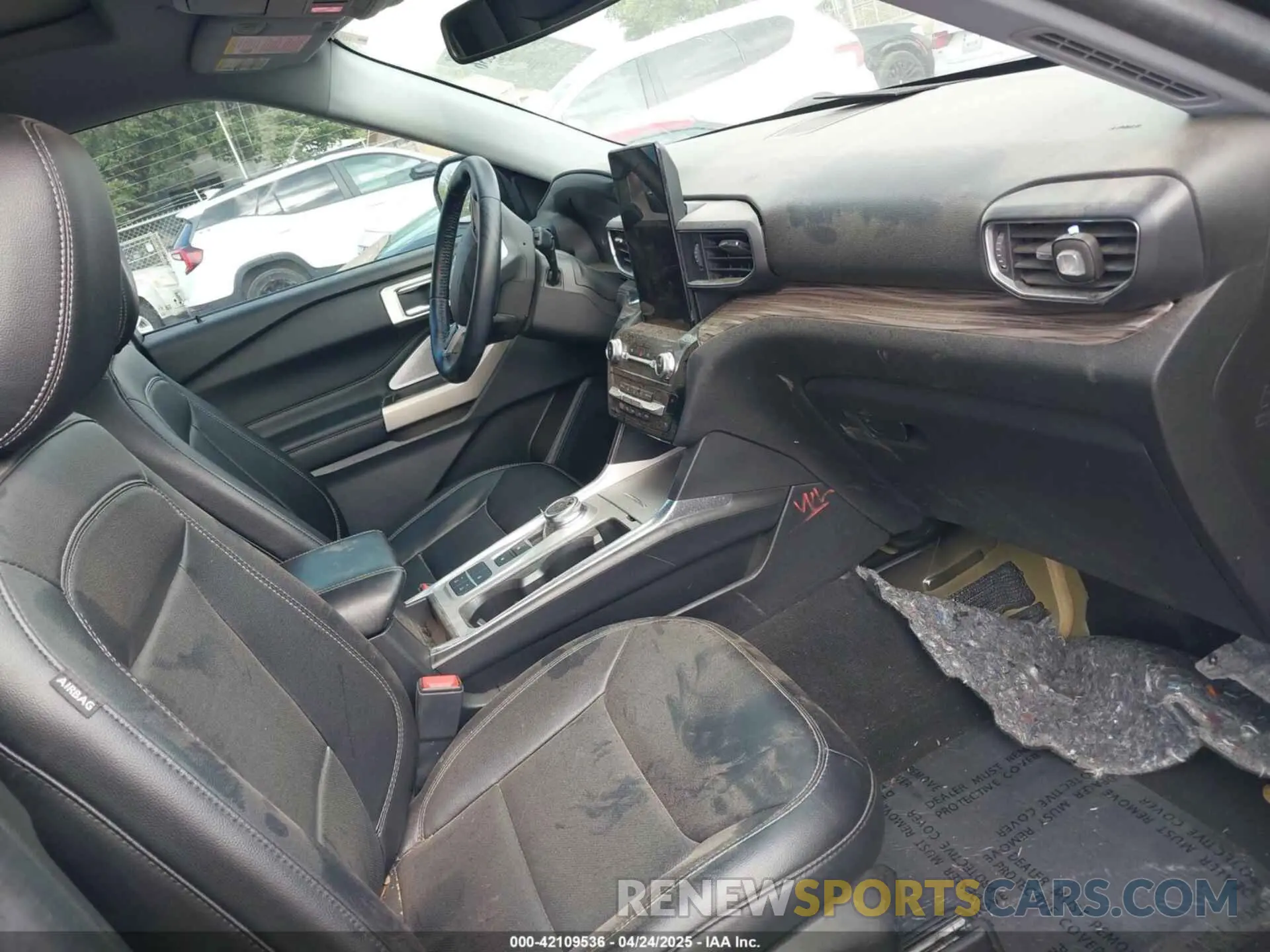 5 fotografías del automóvil dañado 1FMSK7FH4PGA15624 FORD EXPLORER 2023