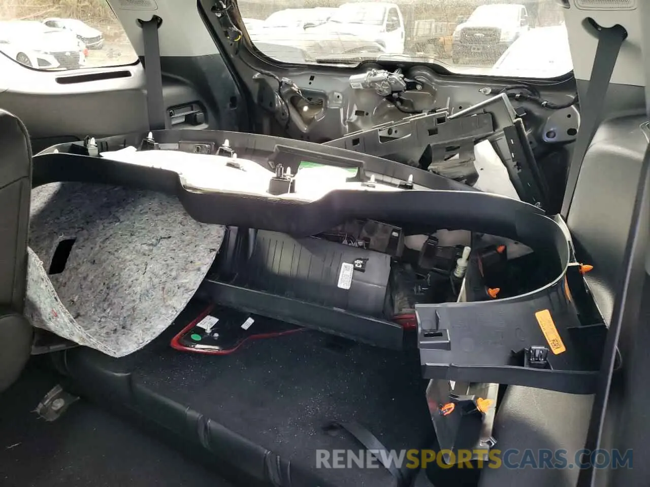 13 fotografías del automóvil dañado 1FMSK7FH7PGB20335 FORD EXPLORER 2023
