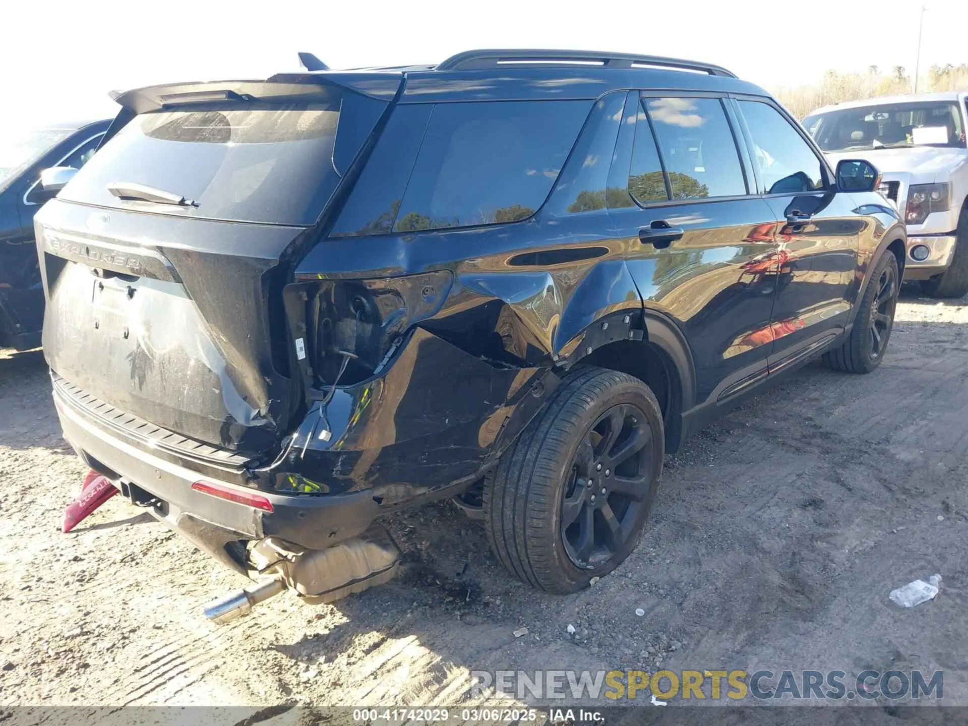 4 fotografías del automóvil dañado 1FMSK7KH3PGA48569 FORD EXPLORER 2023