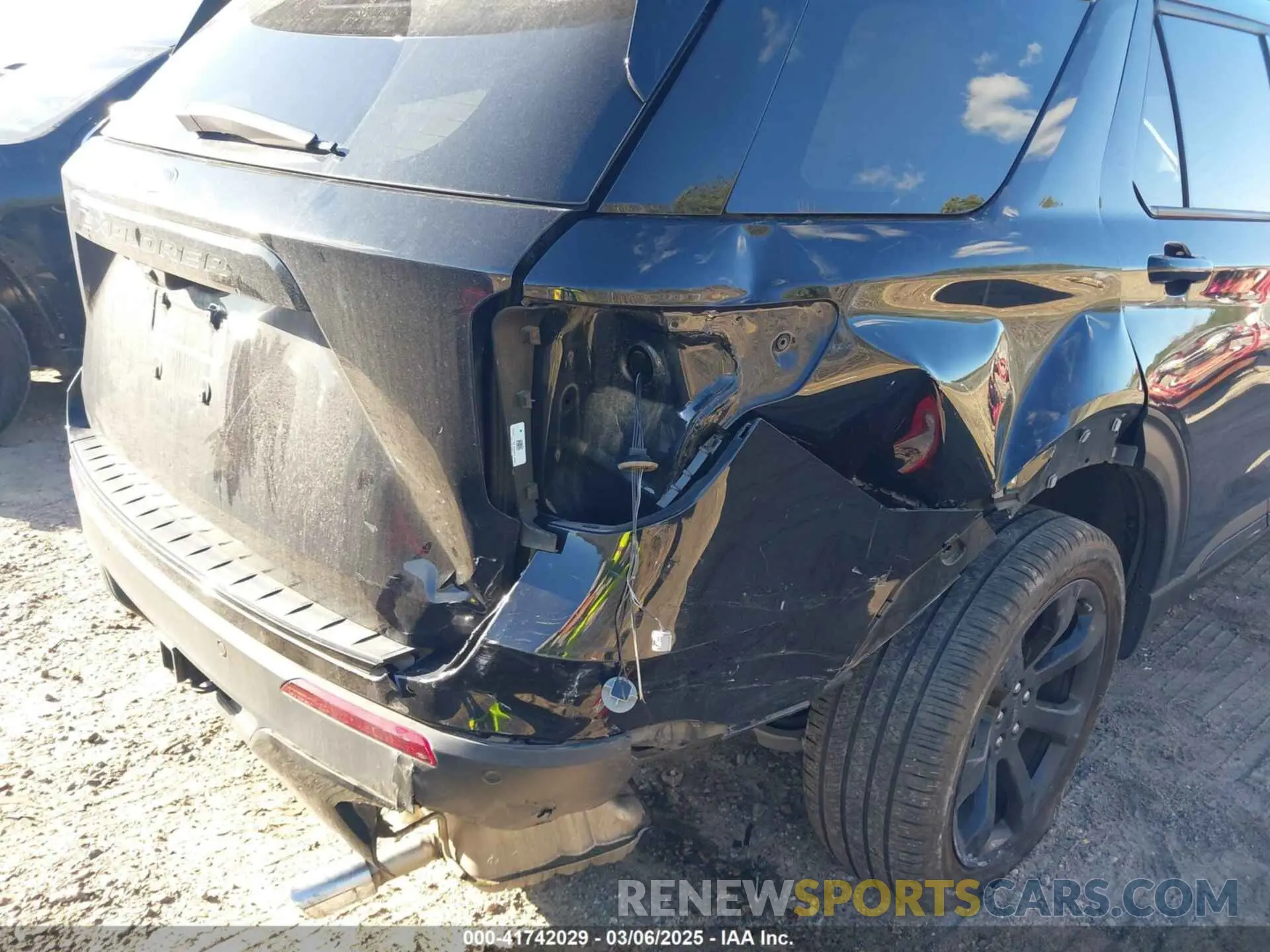 6 fotografías del automóvil dañado 1FMSK7KH3PGA48569 FORD EXPLORER 2023