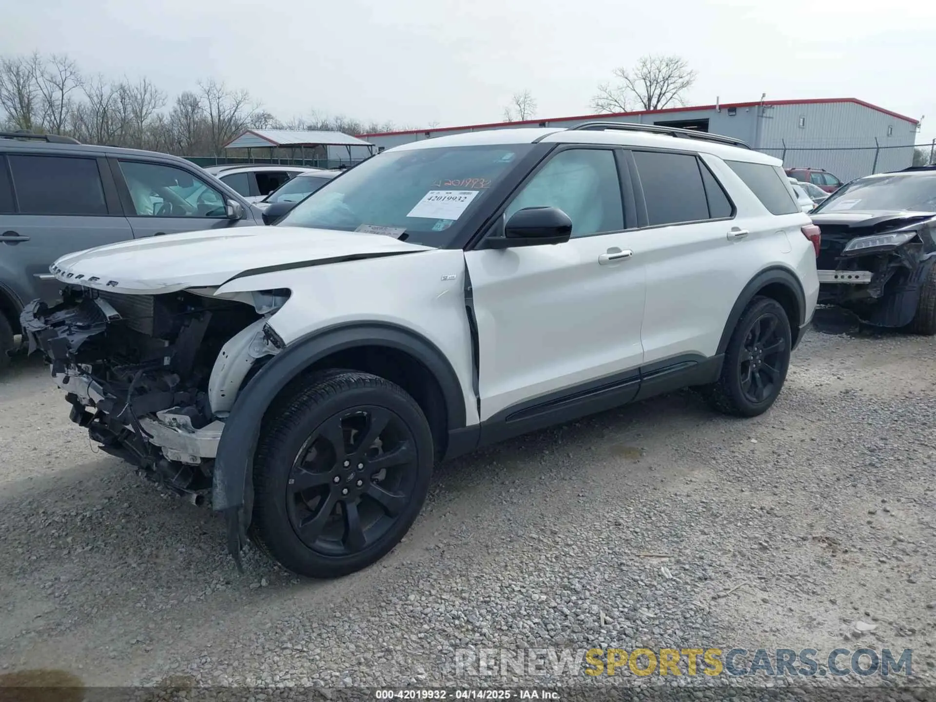 2 fotografías del automóvil dañado 1FMSK7KH4PGA01664 FORD EXPLORER 2023