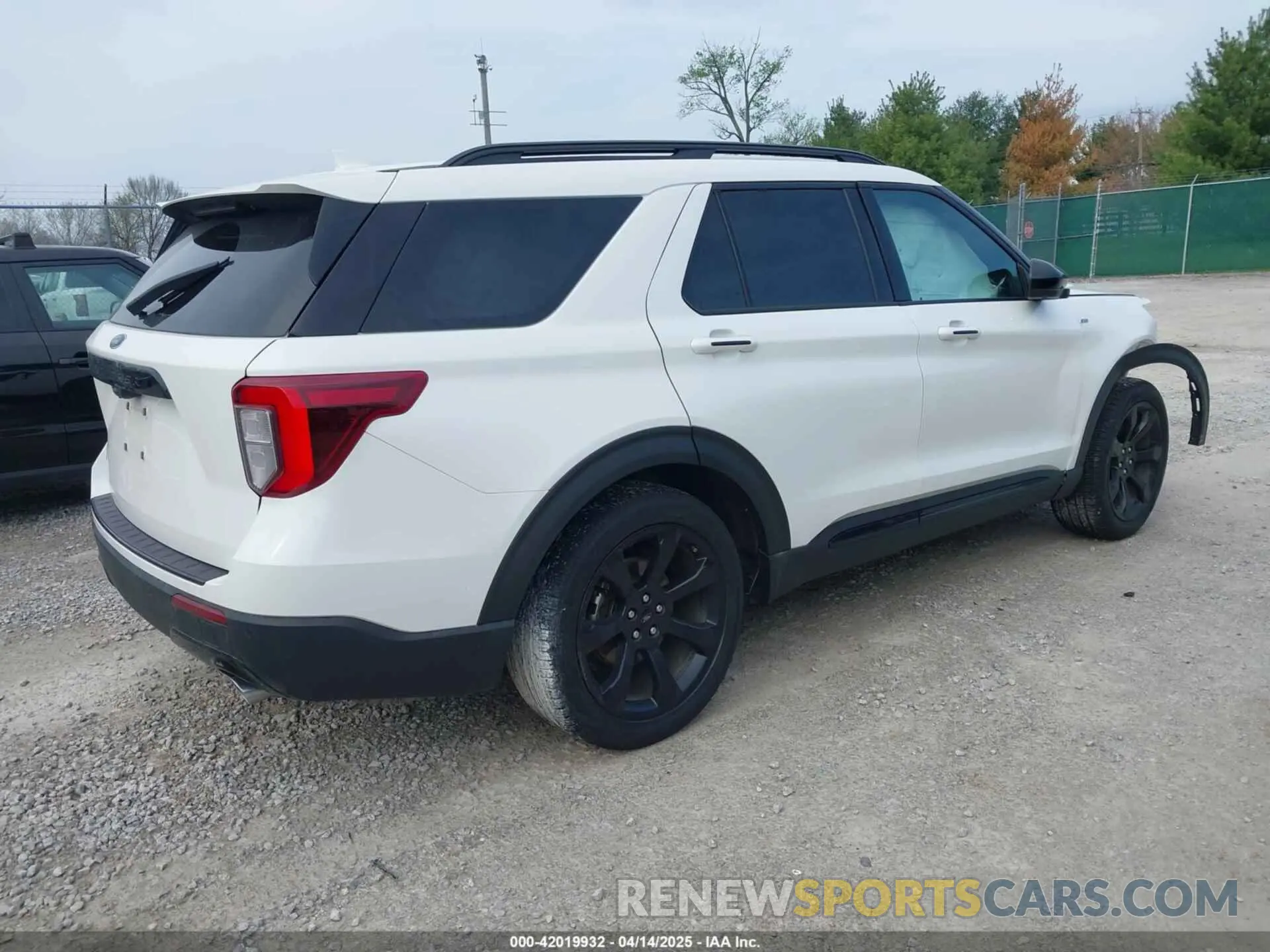 4 fotografías del automóvil dañado 1FMSK7KH4PGA01664 FORD EXPLORER 2023
