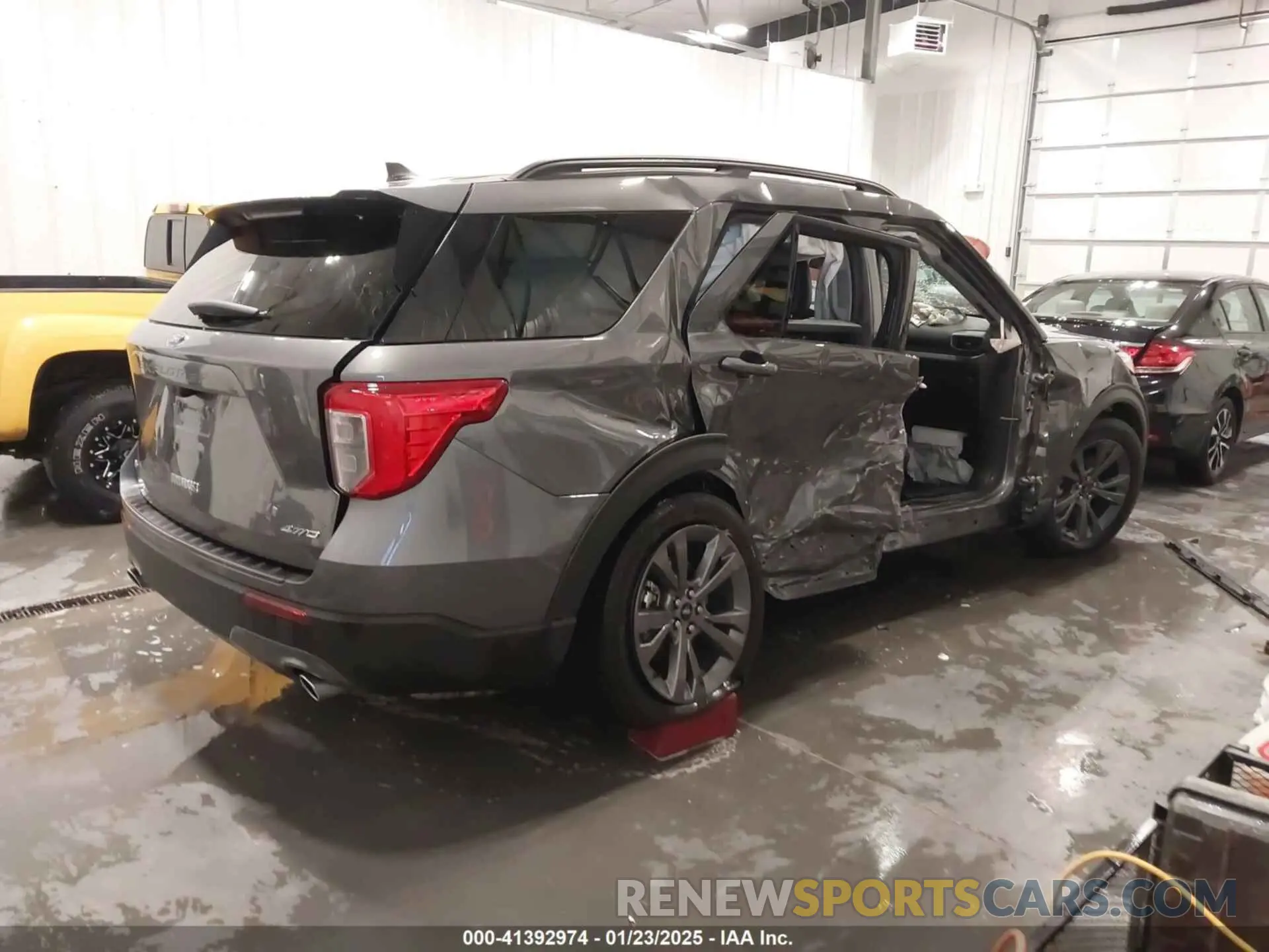 4 fotografías del automóvil dañado 1FMSK8DH0PGB76870 FORD EXPLORER 2023