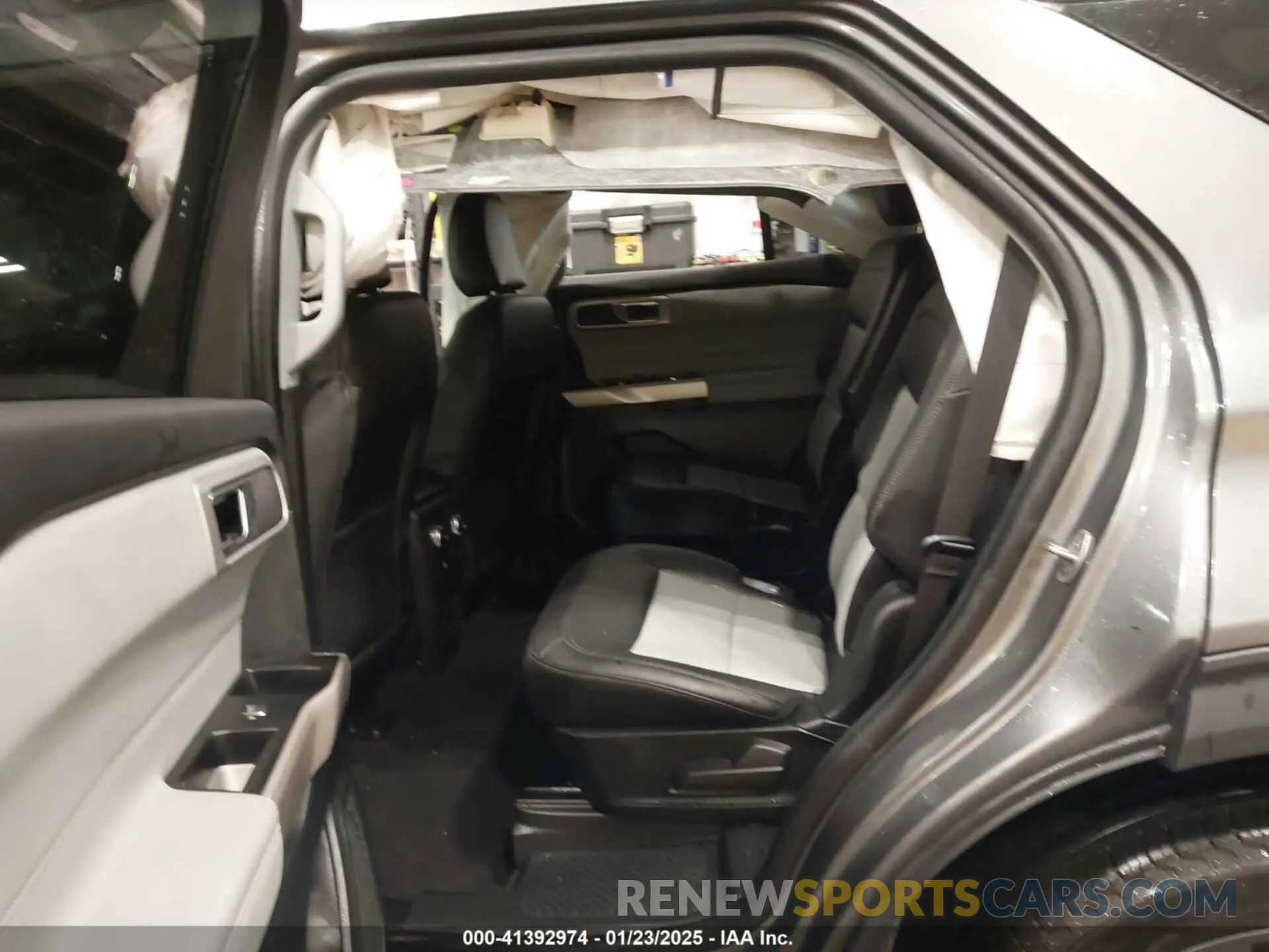 8 fotografías del automóvil dañado 1FMSK8DH0PGB76870 FORD EXPLORER 2023