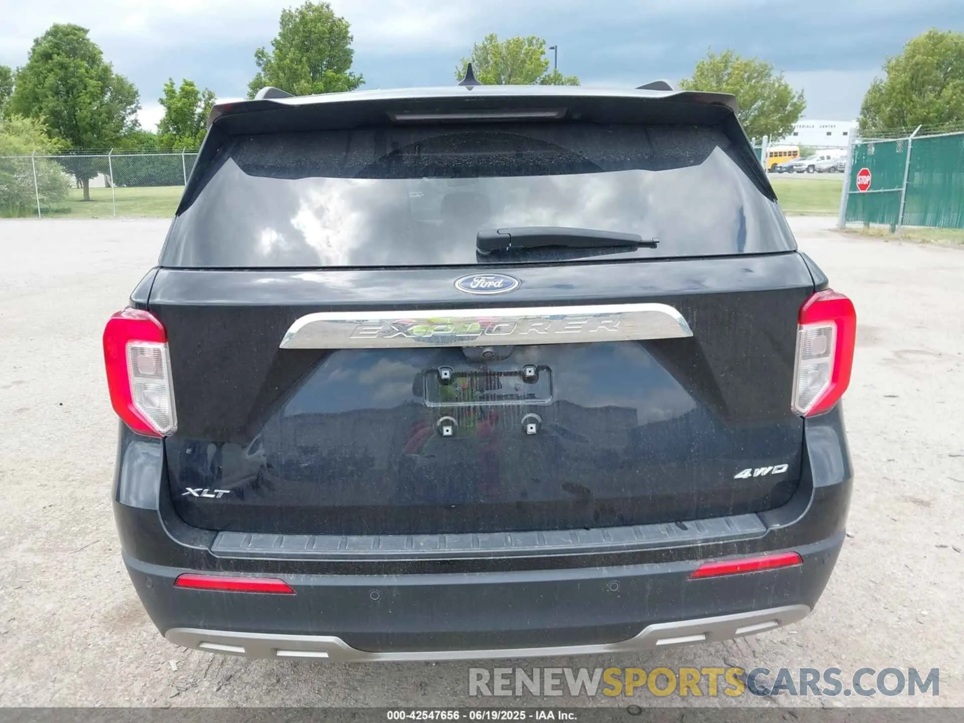 16 fotografías del automóvil dañado 1FMSK8DH1PGB27919 FORD EXPLORER 2023