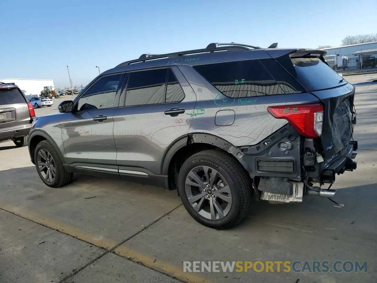 2 fotografías del automóvil dañado 1FMSK8DH2PGC23526 FORD EXPLORER 2023