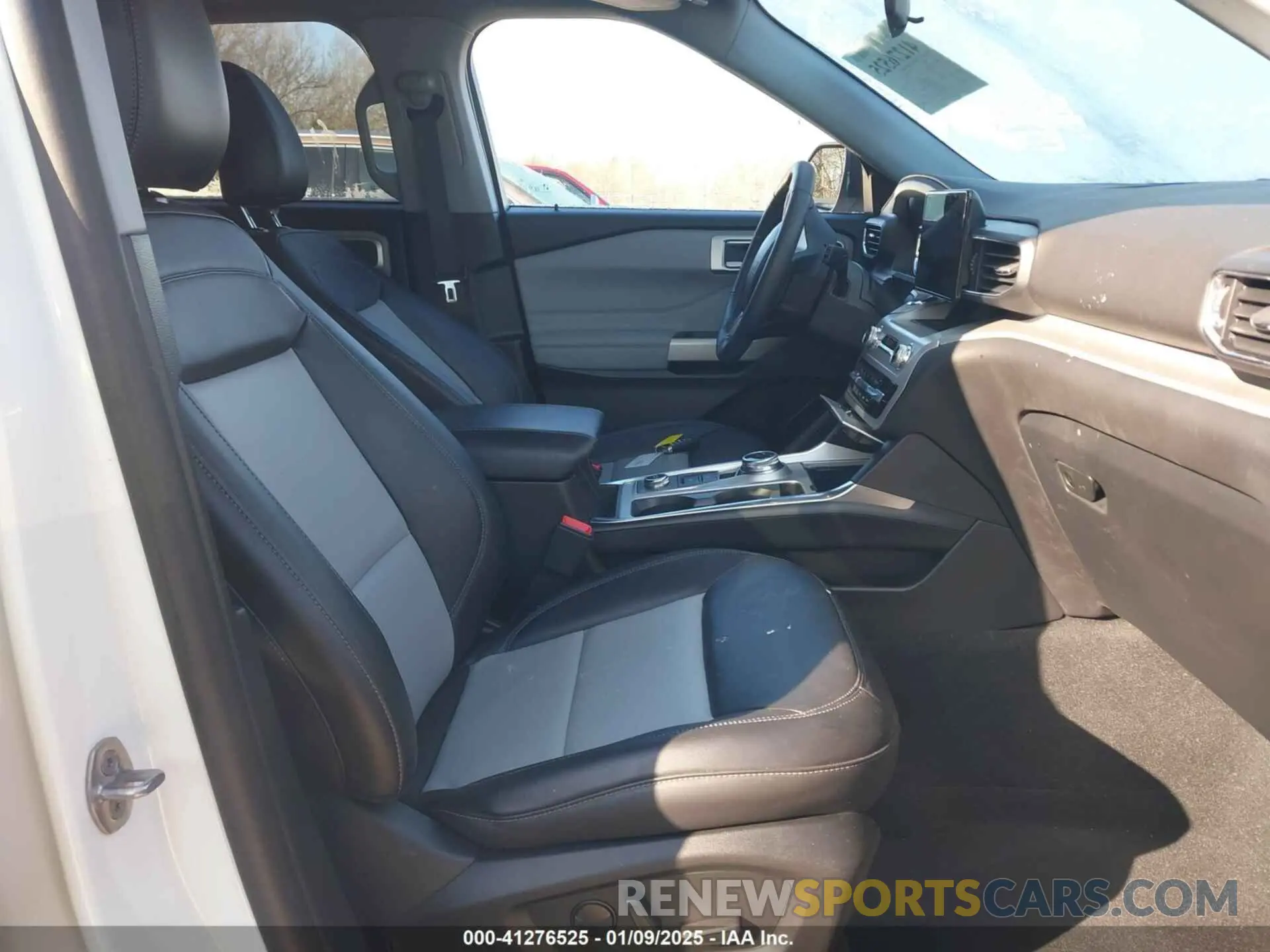 5 fotografías del automóvil dañado 1FMSK8DH4PGA75394 FORD EXPLORER 2023