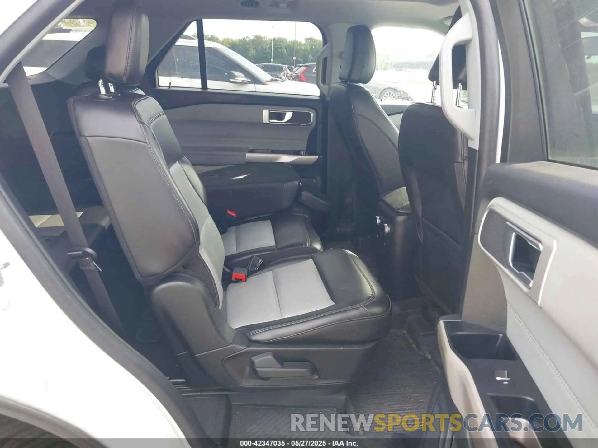 8 fotografías del automóvil dañado 1FMSK8DH5PGA12224 FORD EXPLORER 2023