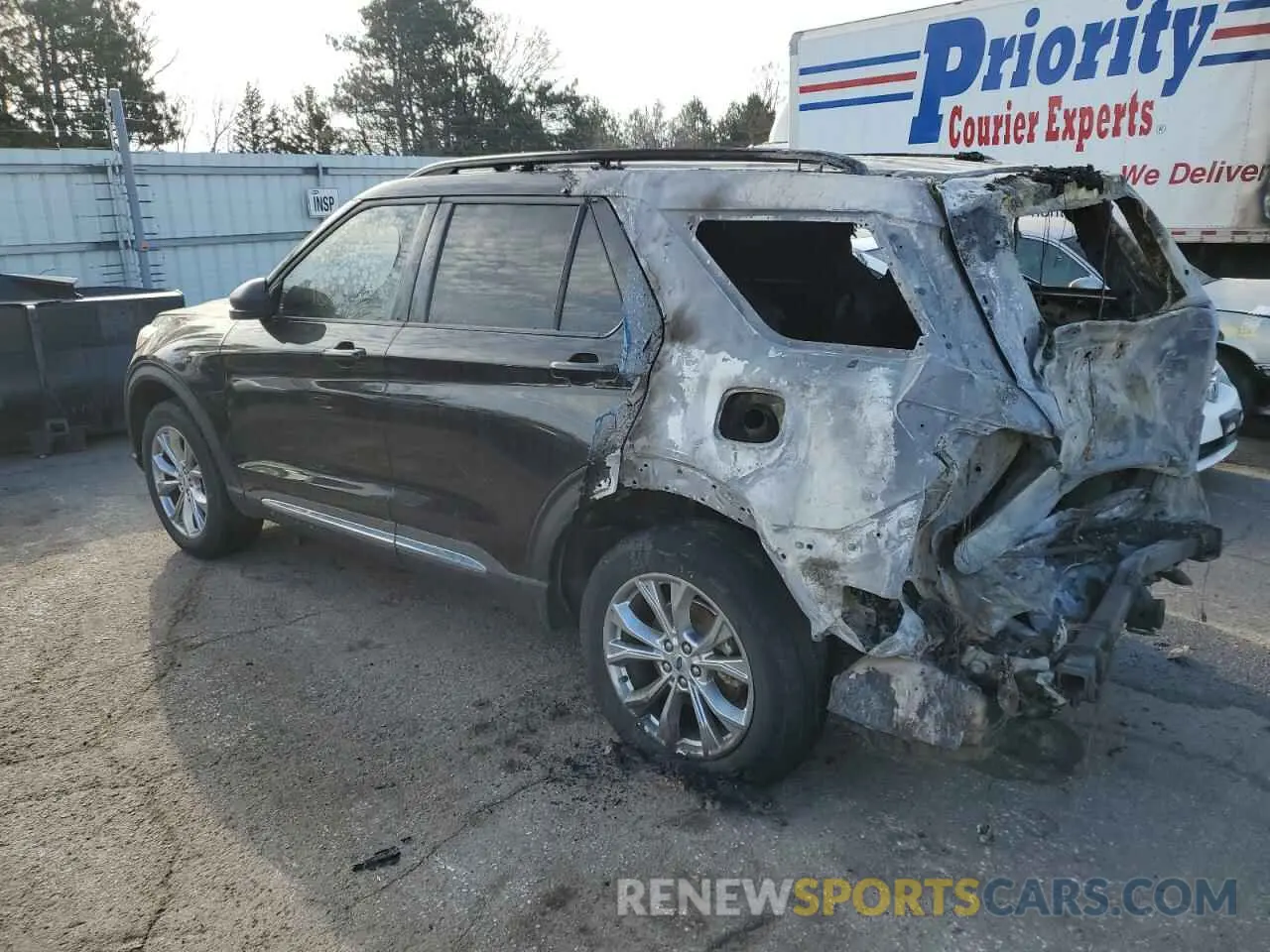 2 fotografías del automóvil dañado 1FMSK8DH7PGA55236 FORD EXPLORER 2023