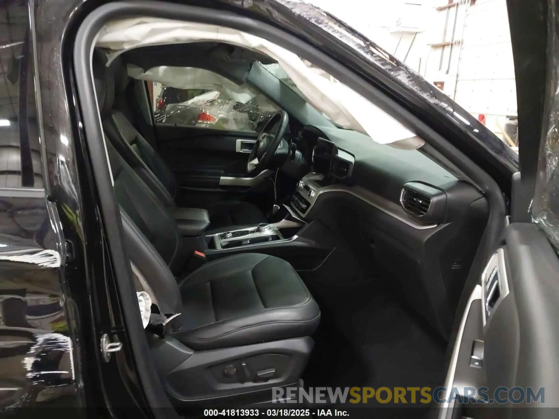 5 fotografías del automóvil dañado 1FMSK8DH7PGA76314 FORD EXPLORER 2023