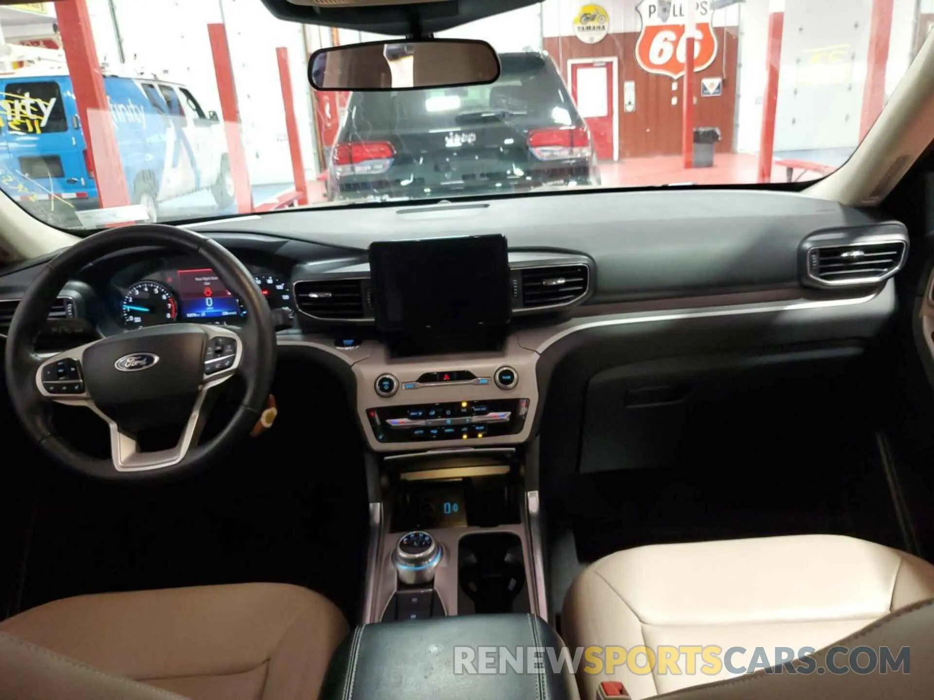 10 fotografías del automóvil dañado 1FMSK8DH8PGB75417 FORD EXPLORER 2023