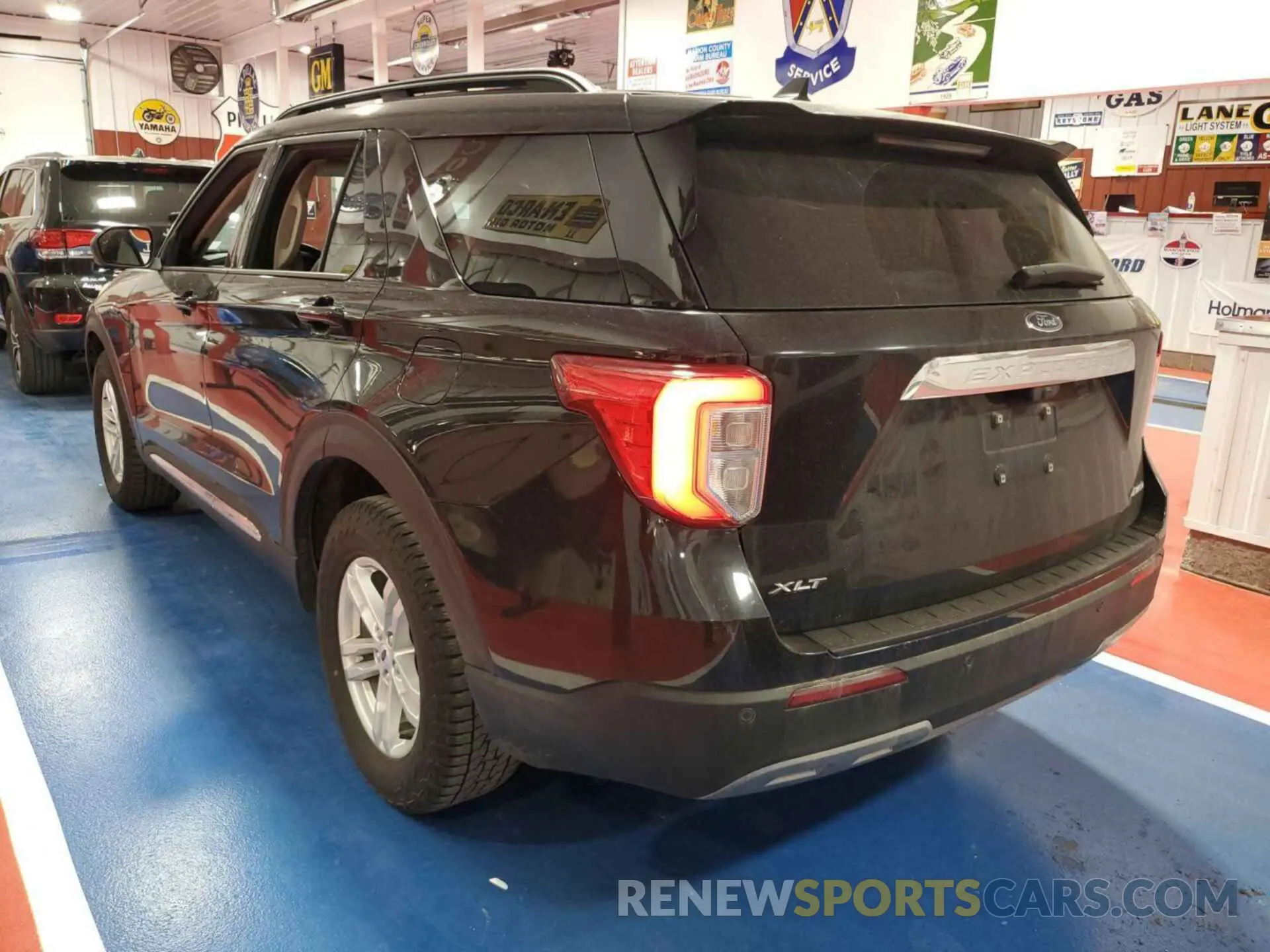 12 fotografías del automóvil dañado 1FMSK8DH8PGB75417 FORD EXPLORER 2023