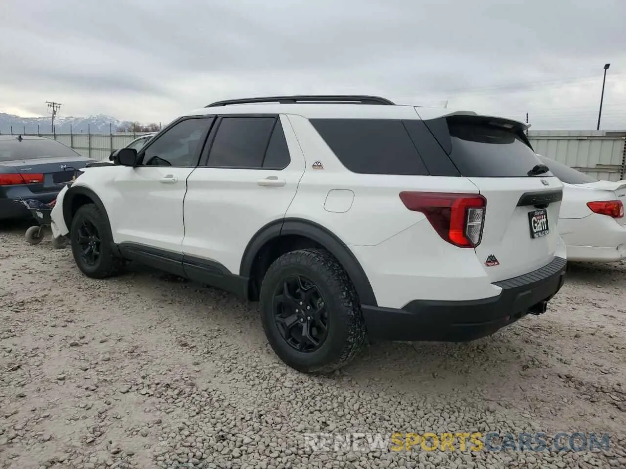 2 fotografías del automóvil dañado 1FMSK8JH3PGB26372 FORD EXPLORER 2023