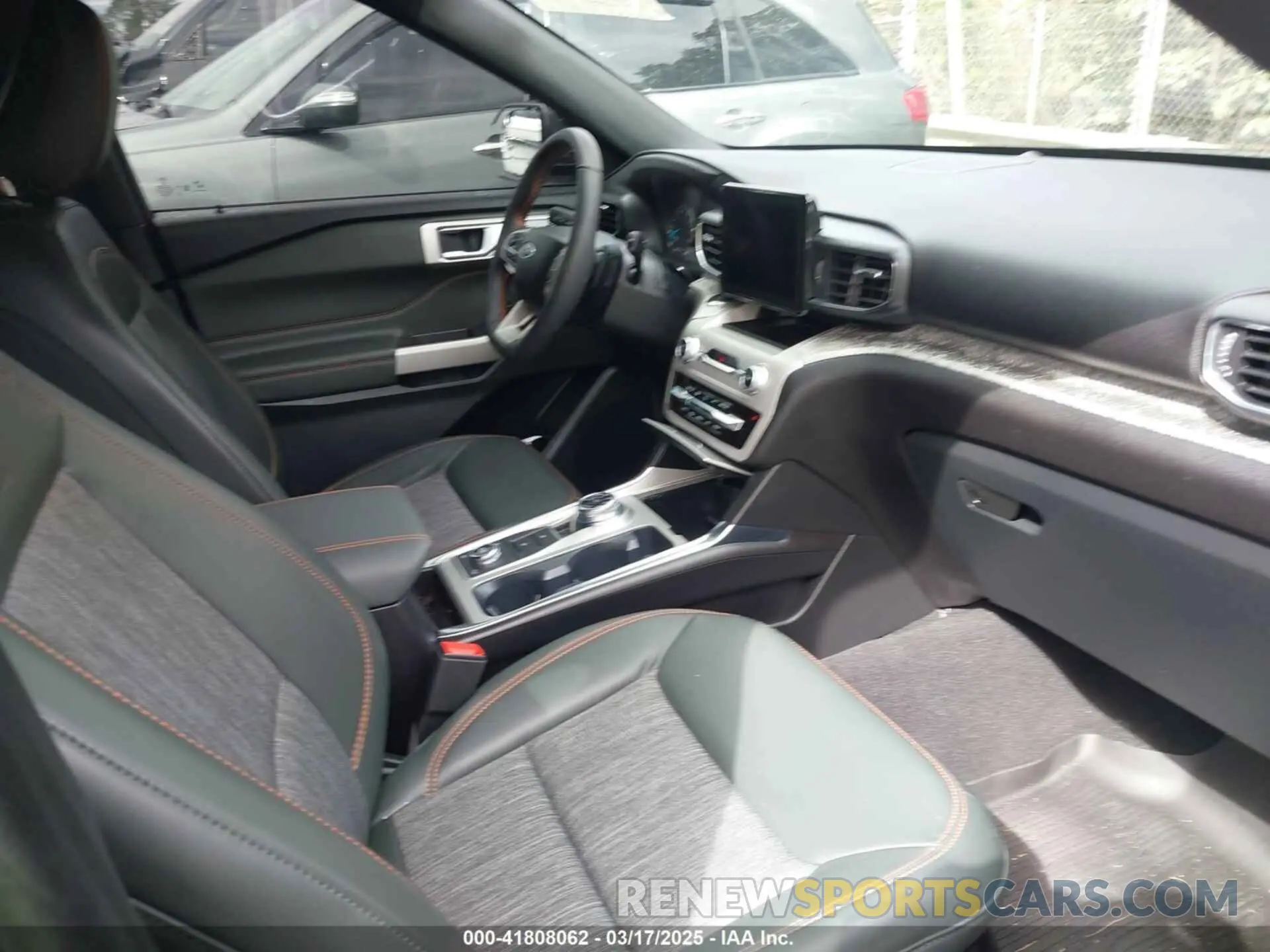 5 fotografías del automóvil dañado 1FMSK8JH4PGC24018 FORD EXPLORER 2023