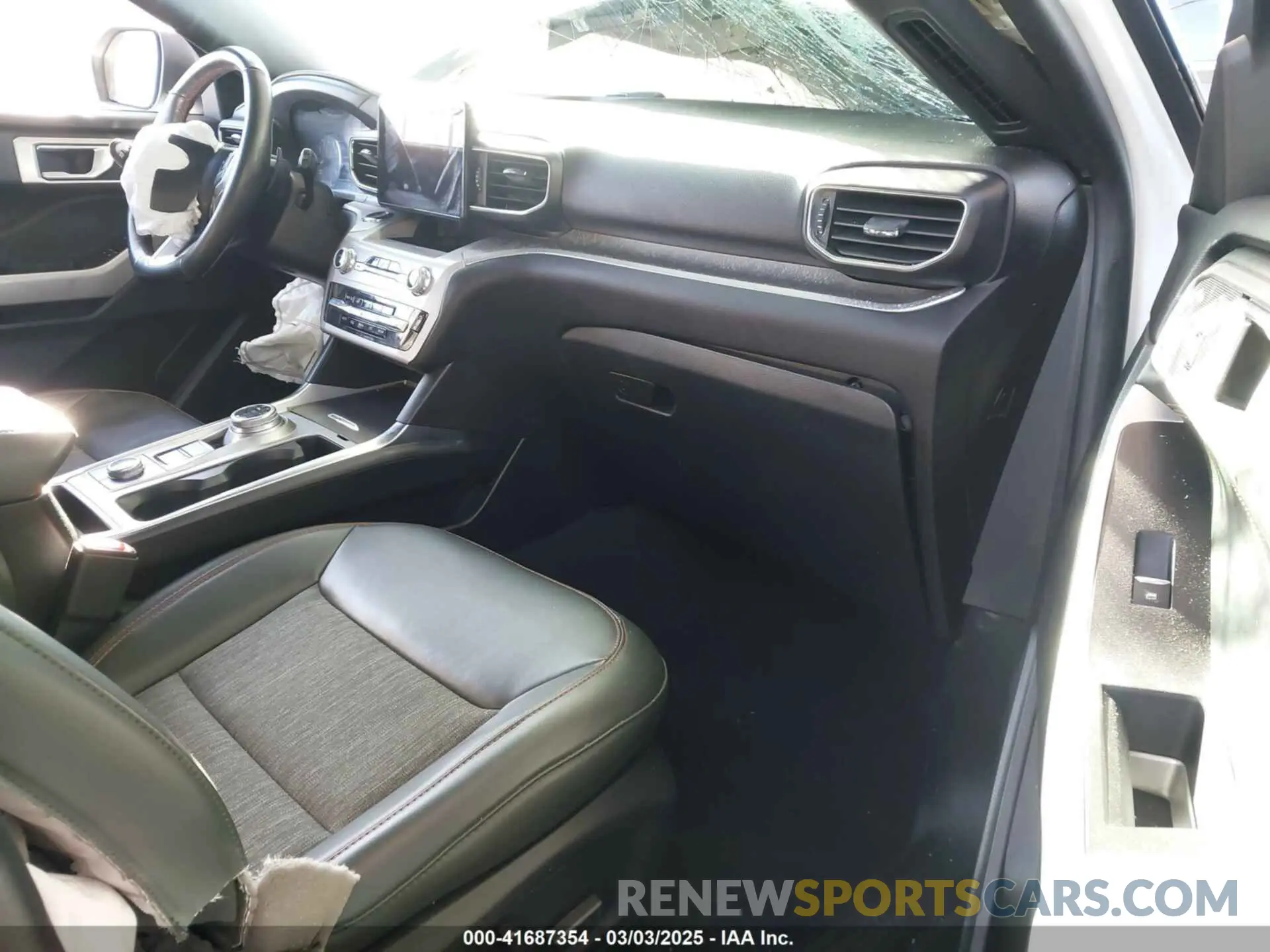 5 fotografías del automóvil dañado 1FMSK8JH7PGA75569 FORD EXPLORER 2023