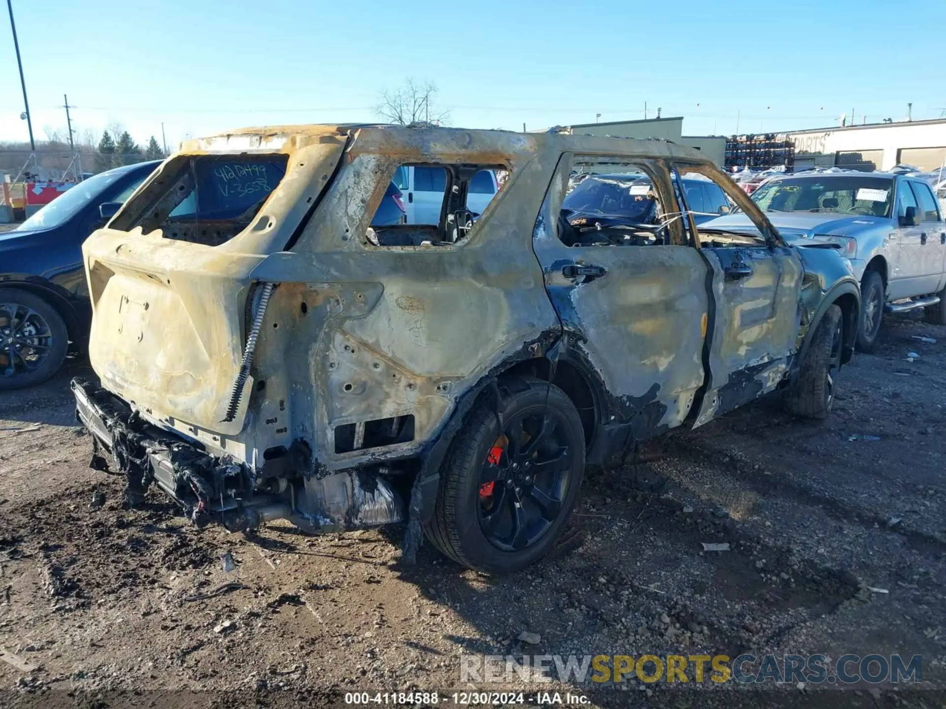 4 fotografías del automóvil dañado 1FM5K8GC4RGA38989 FORD EXPLORER 2024