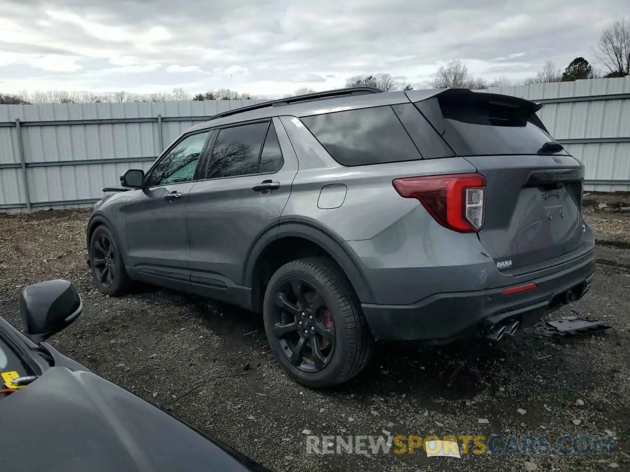2 fotografías del automóvil dañado 1FM5K8GC9RGA21167 FORD EXPLORER 2024