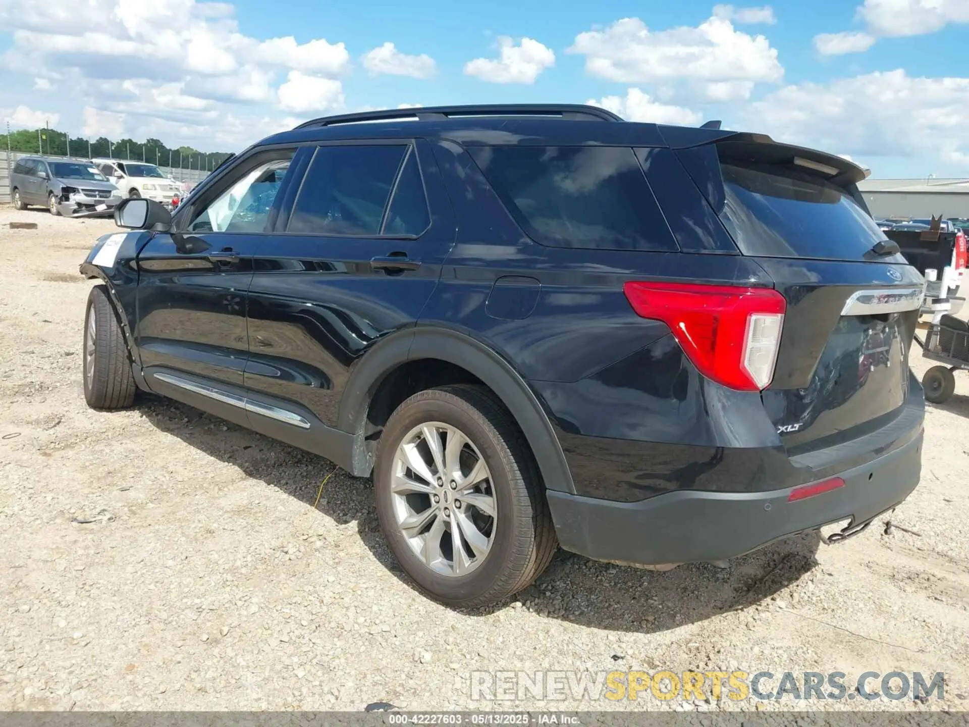 3 fotografías del automóvil dañado 1FMSK7DH0RGA83585 FORD EXPLORER 2024