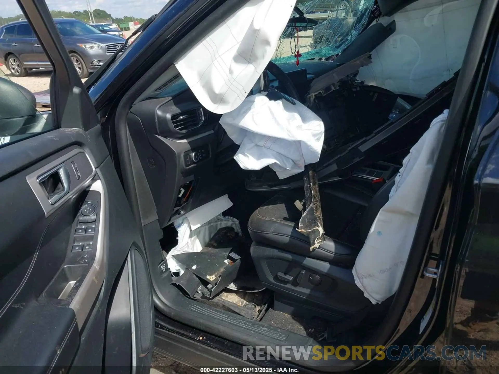 5 fotografías del automóvil dañado 1FMSK7DH0RGA83585 FORD EXPLORER 2024