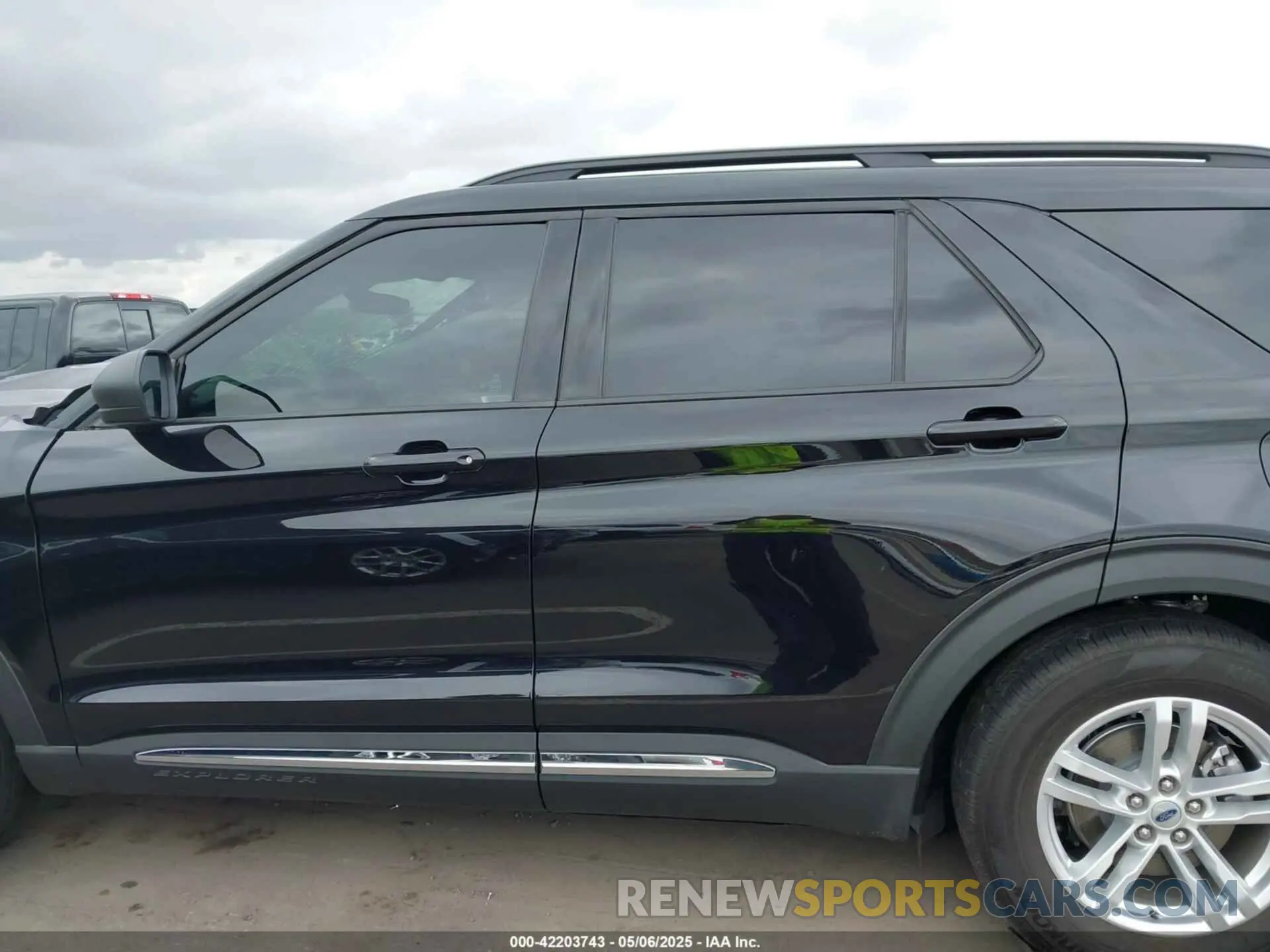 15 fotografías del automóvil dañado 1FMSK7DH8RGA76786 FORD EXPLORER 2024
